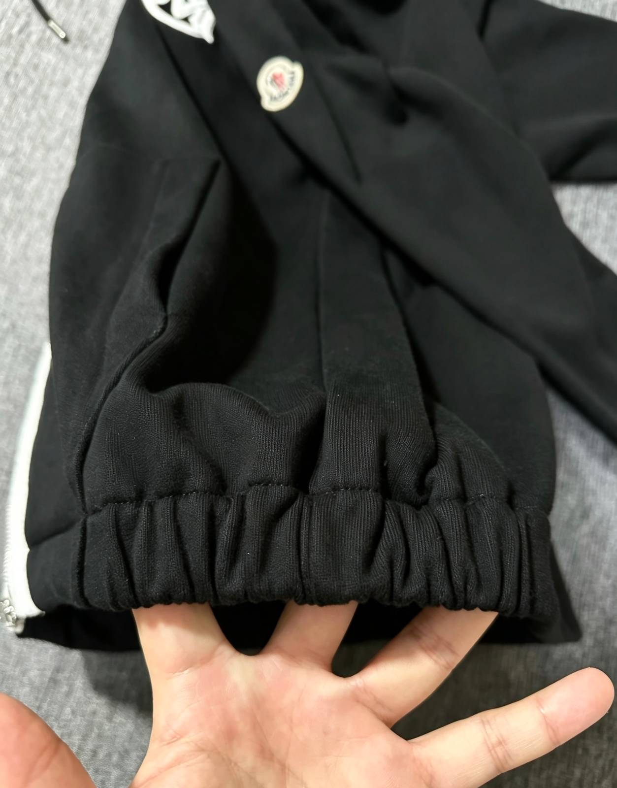 MONCLER モンクレール メンズ ブルゾン マウンテンパーカー ナイロン ロゴワッペン ダブルジップ ブラック M 3XL - 画像 4