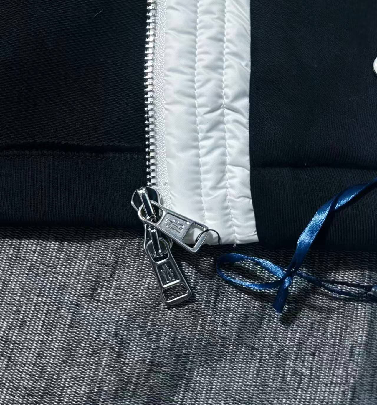 MONCLER モンクレール メンズ ブルゾン マウンテンパーカー ナイロン ロゴワッペン ダブルジップ ブラック M 3XL - 画像 6