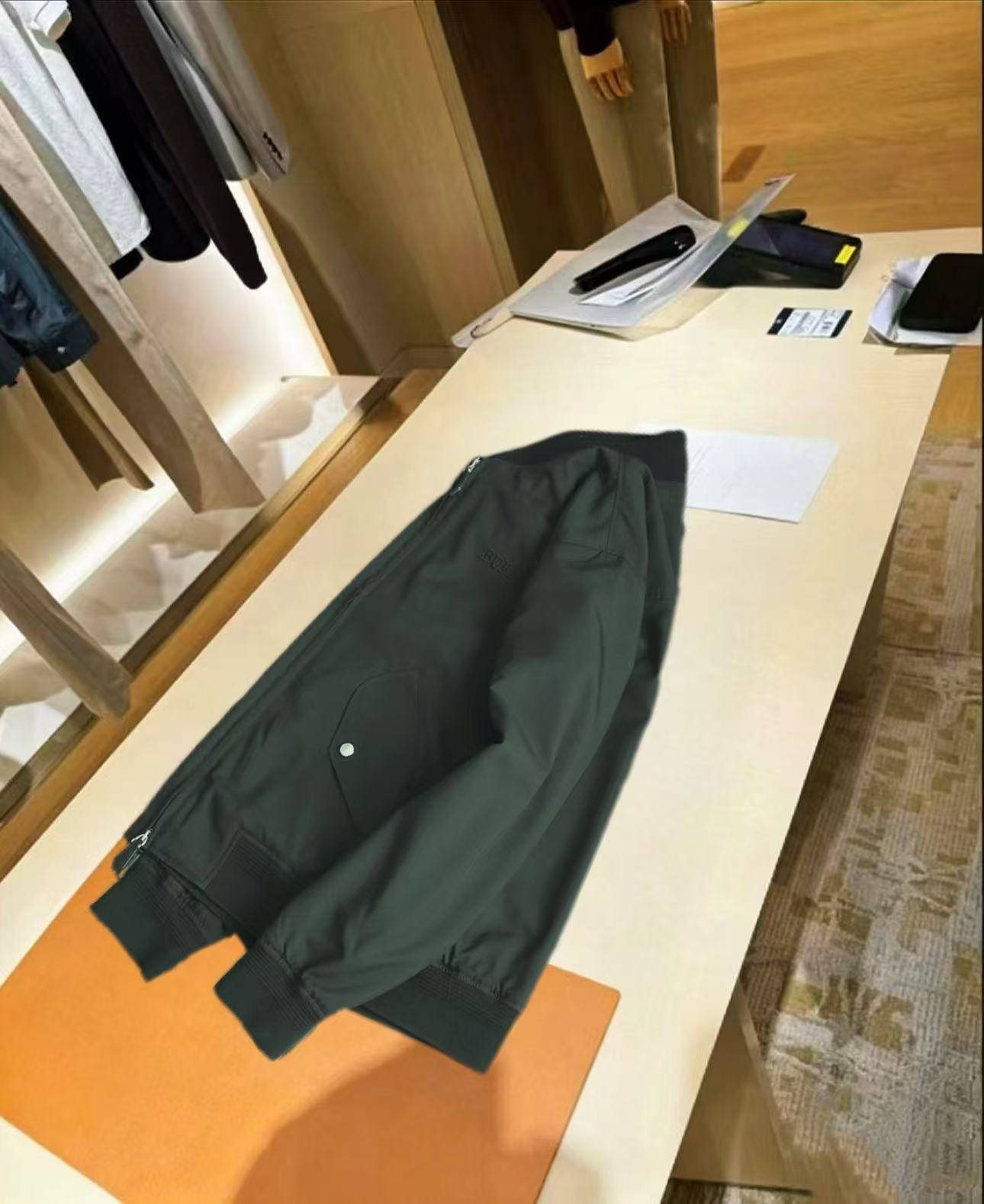BURBERRY バーバリー メンズ ジャケット ボマージャケット ナイロン ロゴワッペン ダブルジップ 秋冬 フリース ブラック - 画像 9