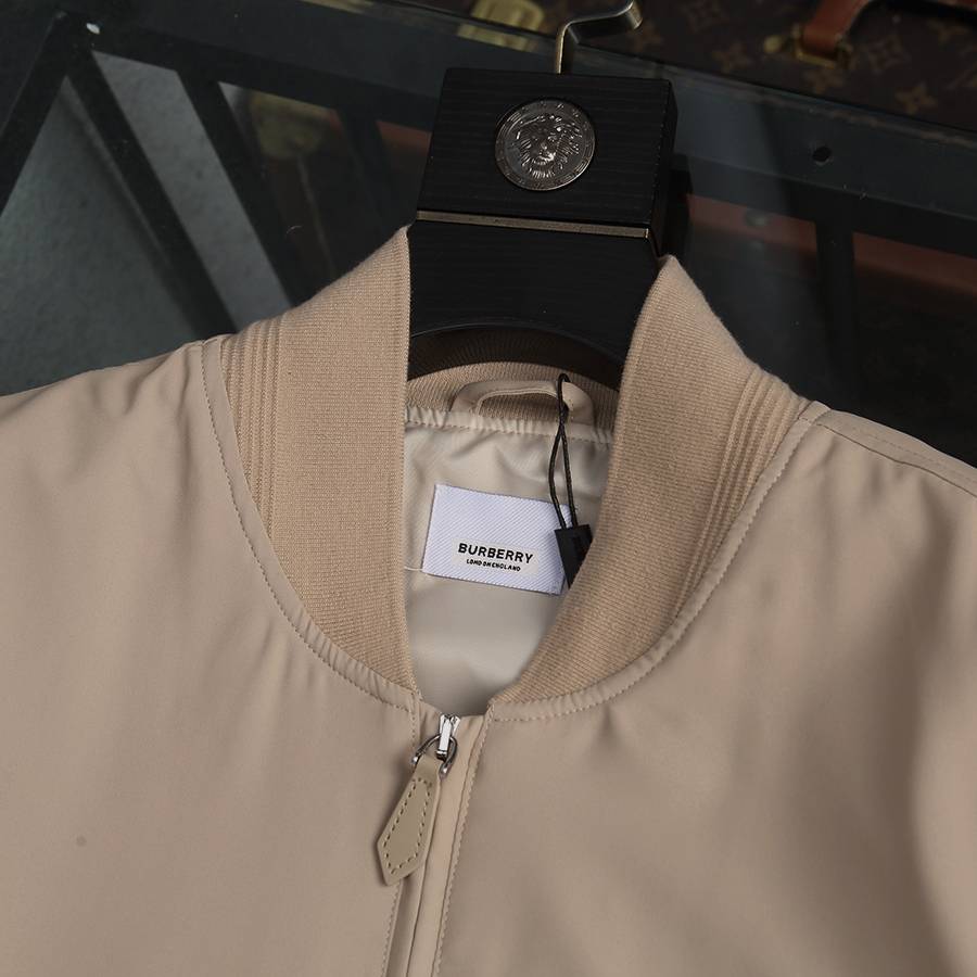 BURBERRY バーバリー メンズ ジャケット スタンドカラージャケット ナイロン ロゴワッペン ドローコード ミリタリー 秋冬 ベージュ - 画像 7