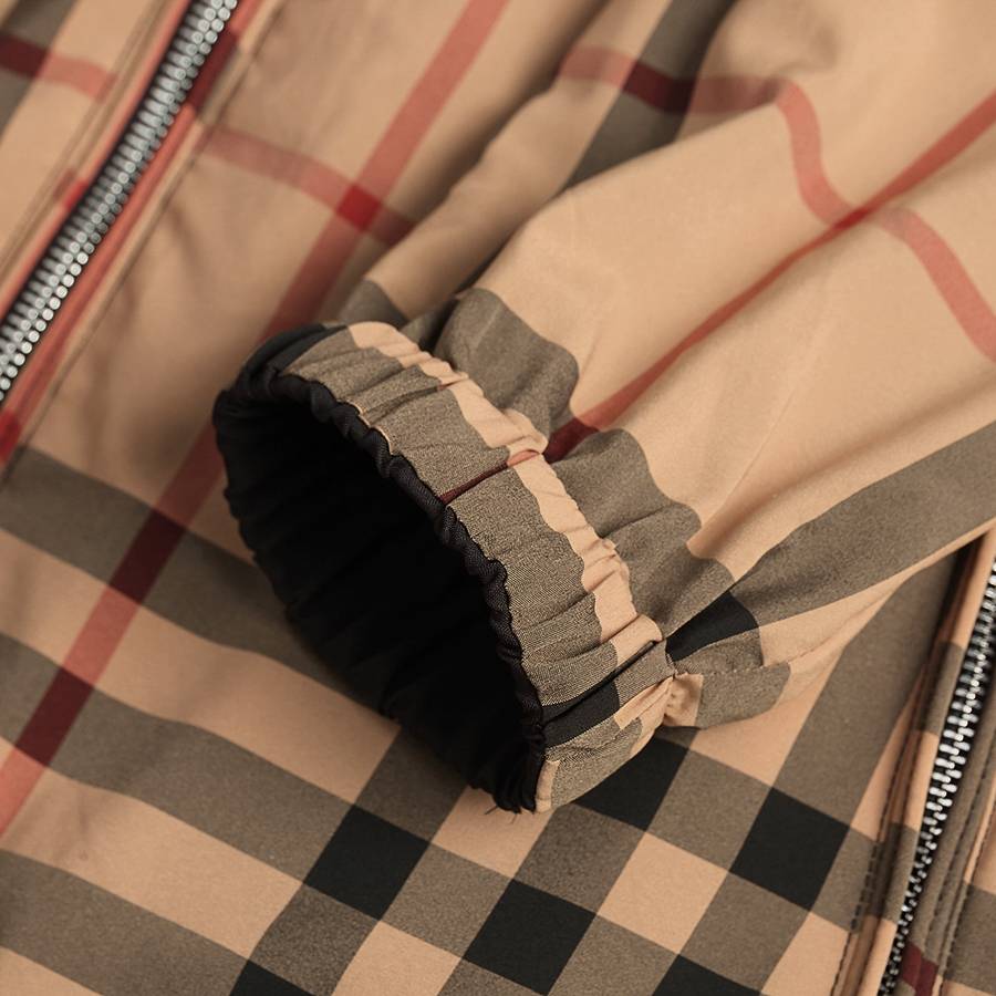 BURBERRY バーバリー メンズ ジャケット ブルゾン マウンテンパーカー ナイロン ロゴワッペン ダブルジップ ブラック - 画像 5