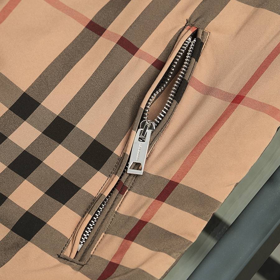 BURBERRY バーバリー メンズ ジャケット ブルゾン マウンテンパーカー ナイロン ロゴワッペン ダブルジップ ブラック - 画像 12