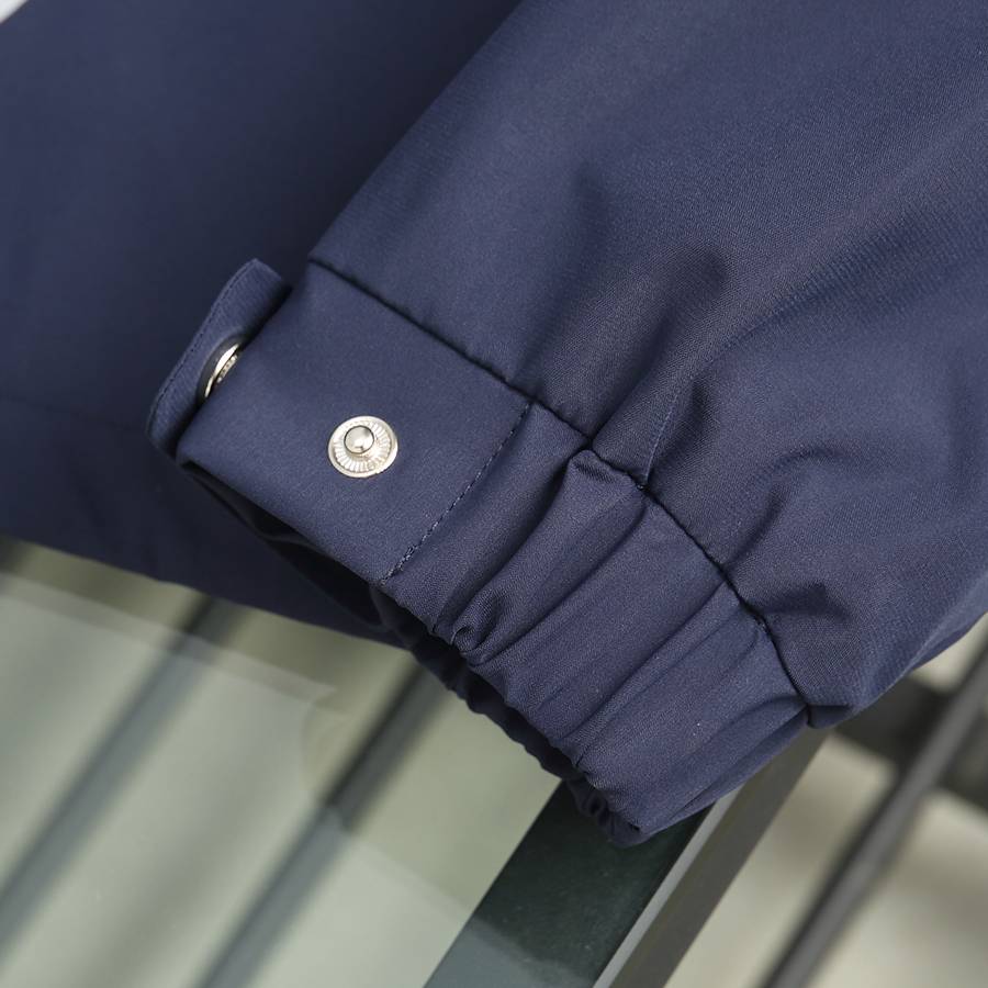 MONCLER モンクレール メンズ ジャケット ブルゾン ナイロン ロゴワッペン マウンテンパーカー ネイビー - 画像 3