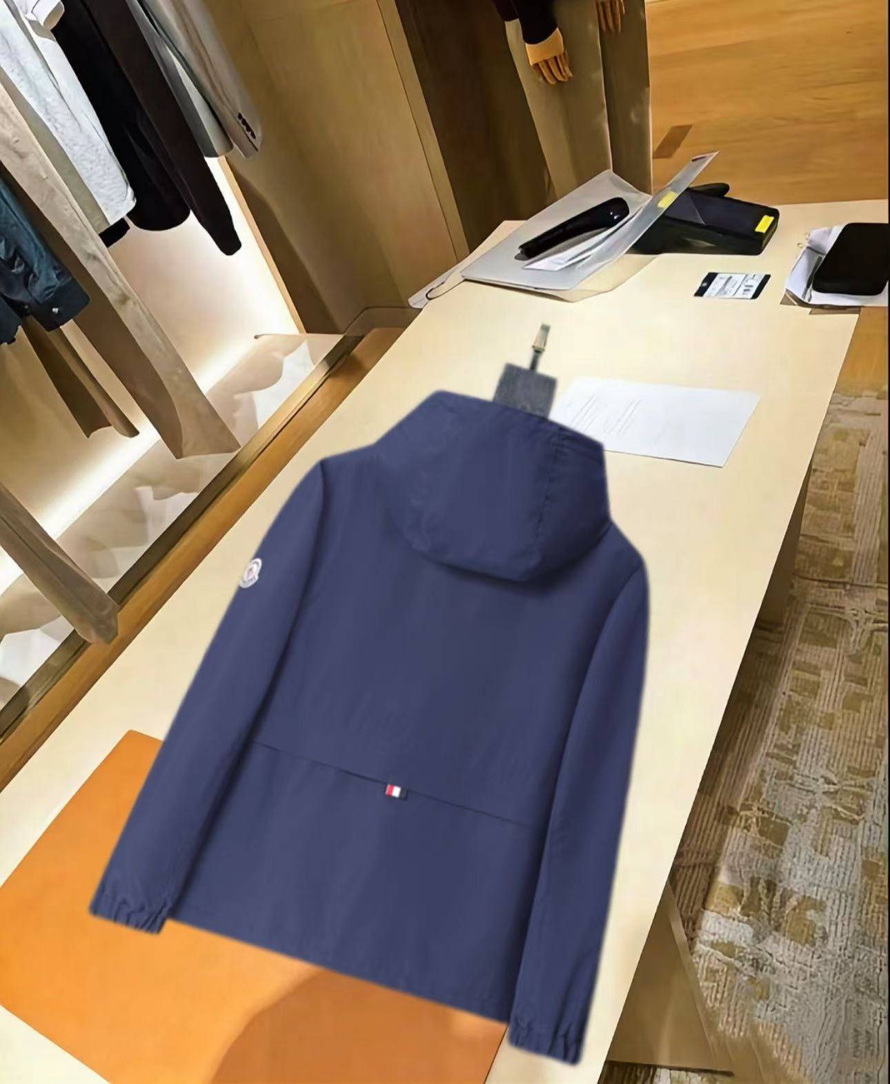 MONCLER モンクレール メンズ ジャケット ブルゾン ナイロン ロゴワッペン マウンテンパーカー ネイビー - 画像 18