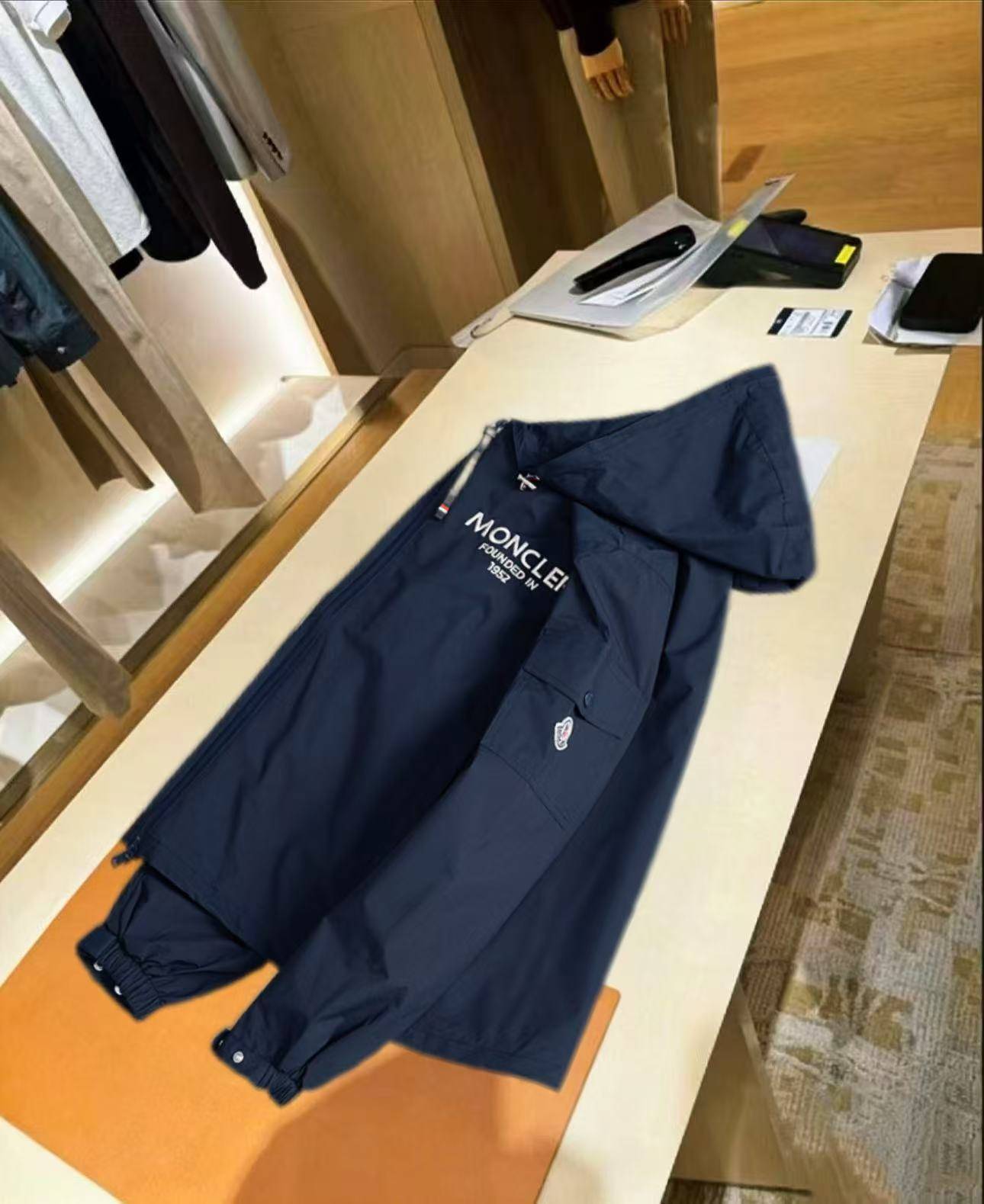 MONCLER モンクレール メンズ ジャケット マウンテンパーカー ナイロン ロゴワッペン ダブルジップ グレー サイズM 3XL - 画像 9