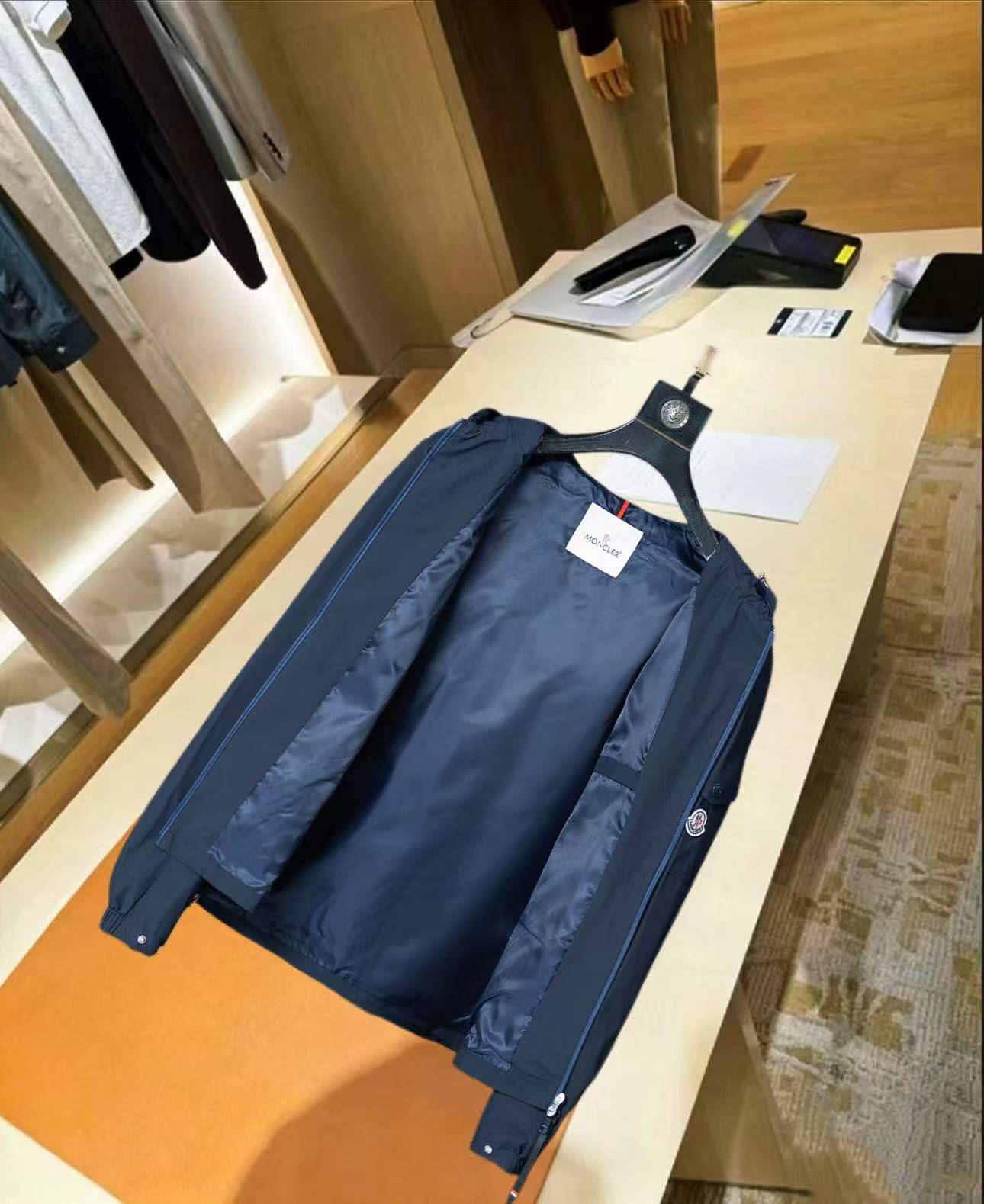 MONCLER モンクレール メンズ ジャケット マウンテンパーカー ナイロン ロゴワッペン ダブルジップ グレー サイズM 3XL - 画像 10