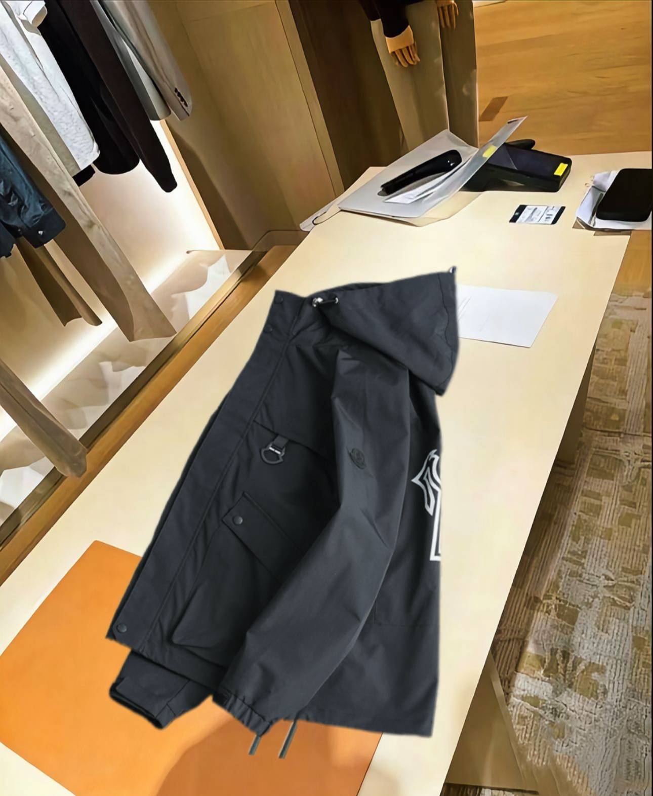 MONCLER モンクレール メンズ ブルゾン マウンテンパーカー ナイロン キルティング ロゴワッペン ブラック M 3XL - 画像 8