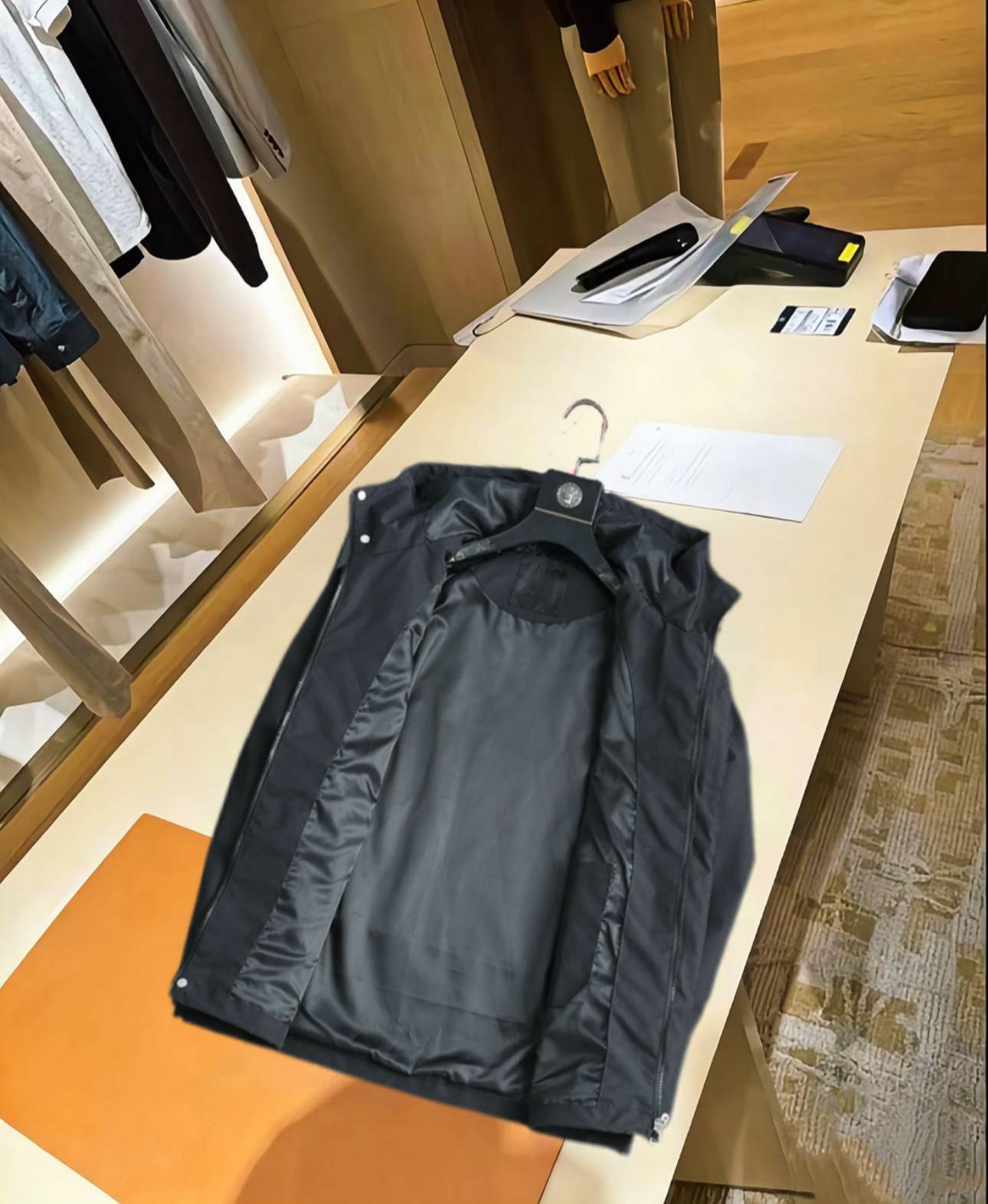 MONCLER モンクレール メンズ ブルゾン マウンテンパーカー ナイロン キルティング ロゴワッペン ブラック M 3XL - 画像 10