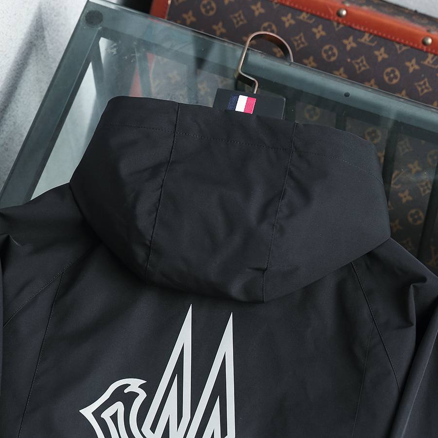 MONCLER モンクレール メンズ ブルゾン マウンテンパーカー ナイロン キルティング ロゴワッペン ブラック M 3XL - 画像 14