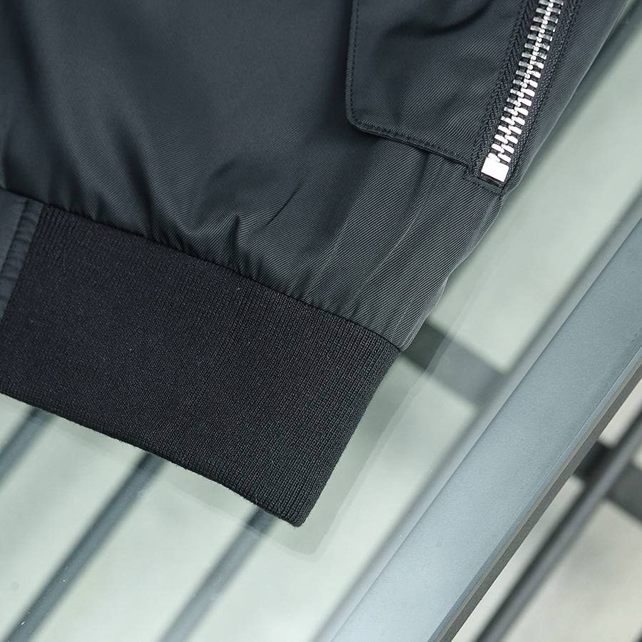 BURBERRY バーバリー メンズ ブルゾン ボマージャケット ナイロン ロゴワッペン ミリタリー 秋冬 ブラック - 画像 13