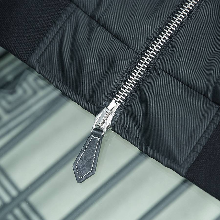 BURBERRY バーバリー メンズ ブルゾン ボマージャケット ナイロン ロゴワッペン ミリタリー 秋冬 ブラック - 画像 14