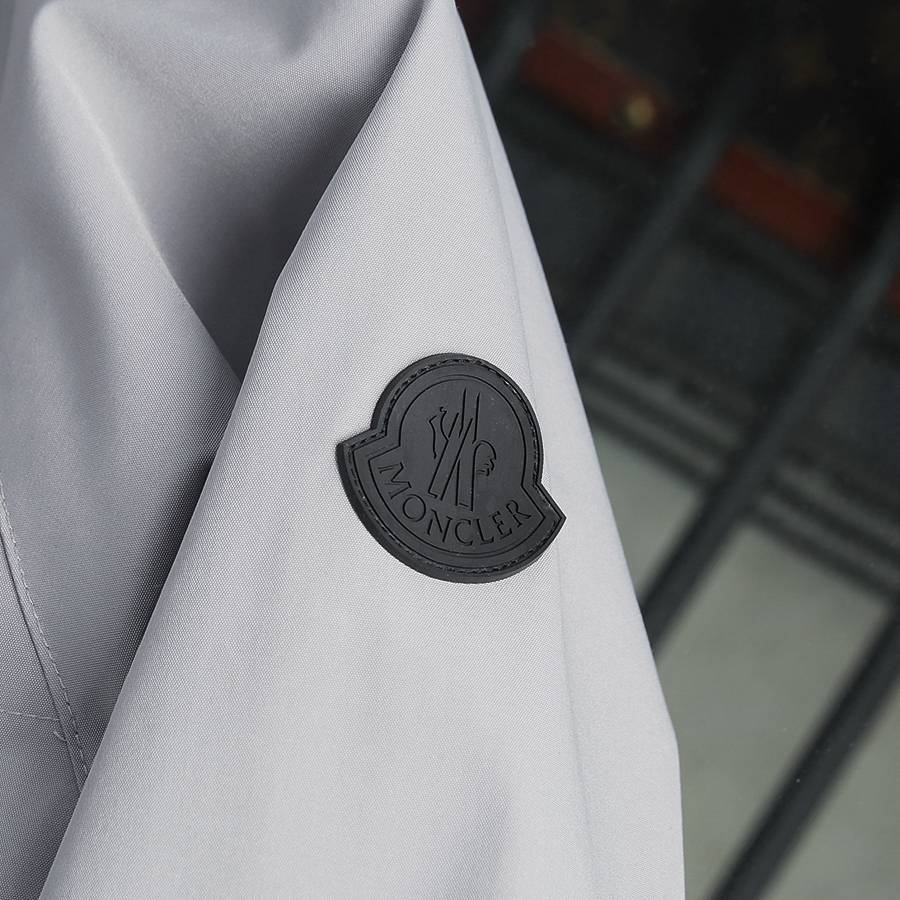 MONCLER モンクレール メンズ ジャケット ブルゾン ナイロン ロゴワッペン マウンテンパーカー 秋冬 グレー - 画像 17