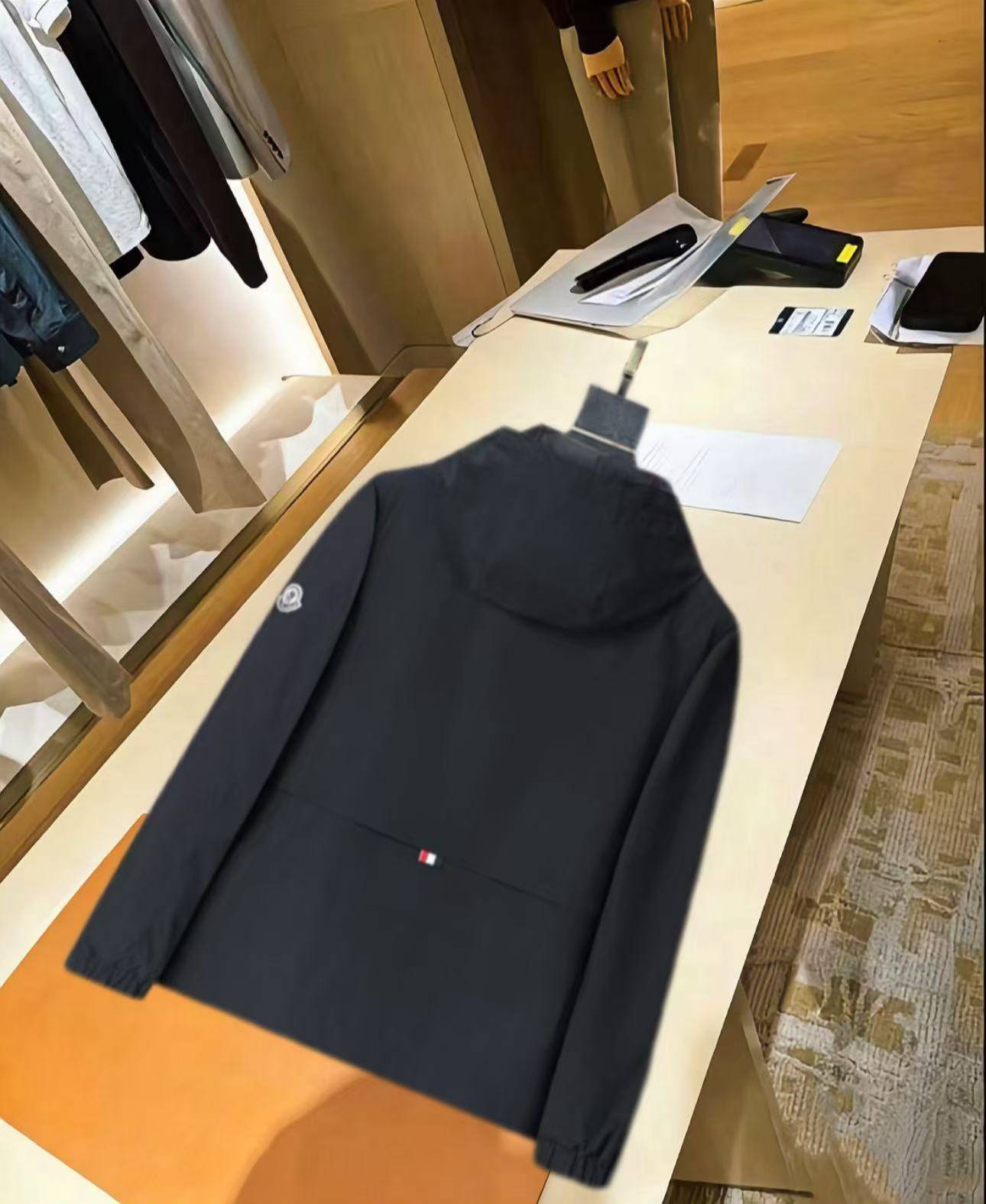 MONCLER モンクレール メンズ ダウンジャケット マウンテンパーカー キルティング ブラック M - 画像 19