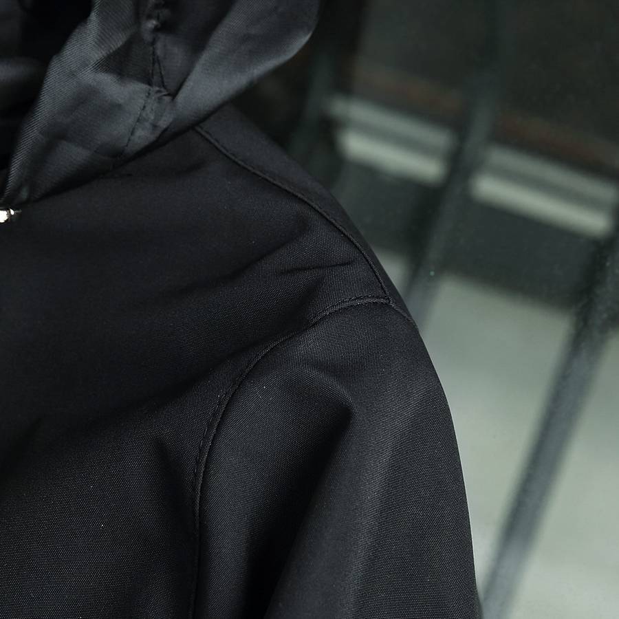 PRADA プラダ メンズ ジャケット ブルゾン ナイロン ロゴワッペン ダブルジップ 秋冬 ブラック - 画像 5