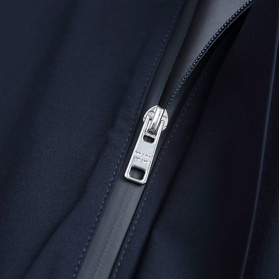 PRADA プラダ メンズ ジャケット マウンテンパーカー ナイロン ロゴワッペン ダブルジップ 秋冬 ブラック - 画像 14
