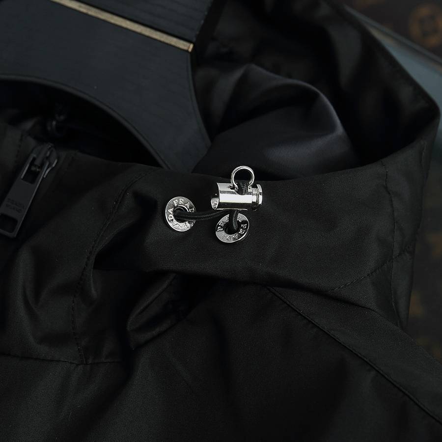 PRADA プラダ メンズ ジャケット ブルゾン MA 1 ナイロン ロゴワッペン ダブルジップ ブラック - 画像 12
