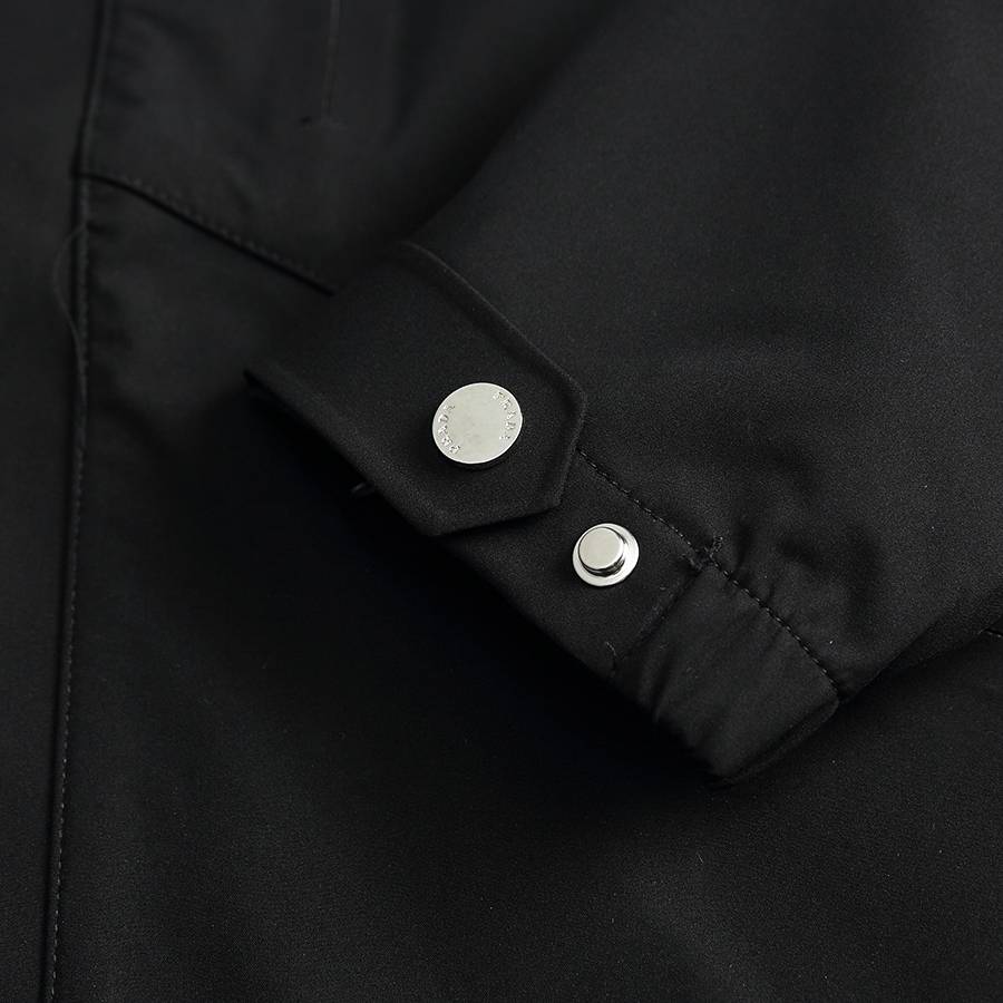 PRADA プラダ メンズ ブルゾン フーデッドジャケット ナイロン ロゴワッペン マウンテンパーカー ブラック M 3XLB2 3210 - 画像 5