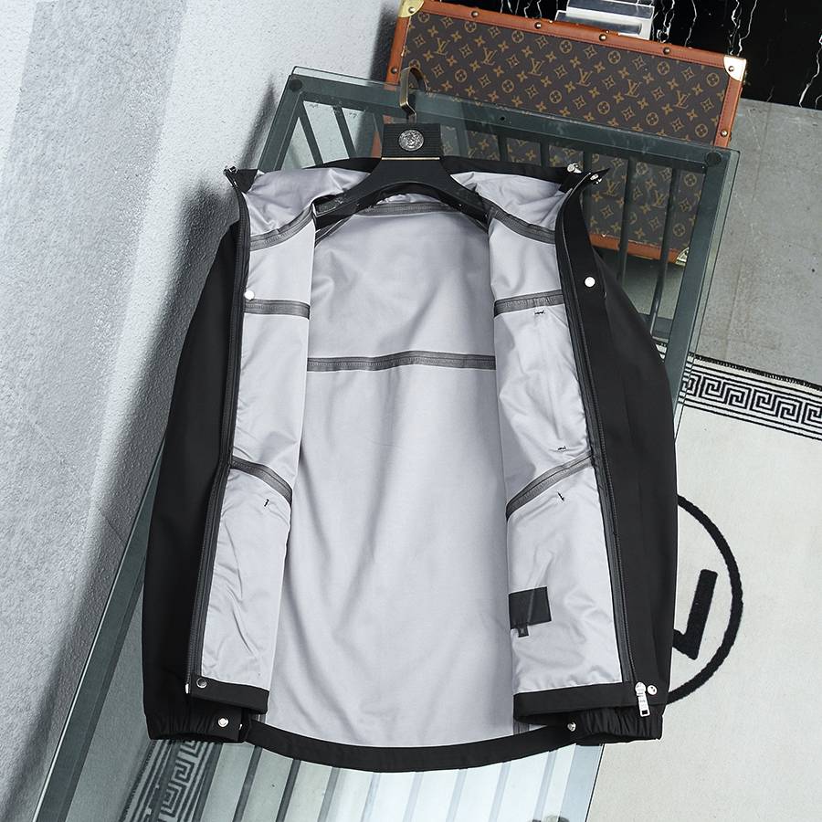 PRADA プラダ メンズ ブルゾン フーデッドジャケット ナイロン ロゴワッペン マウンテンパーカー ブラック M 3XLB2 3210 - 画像 10