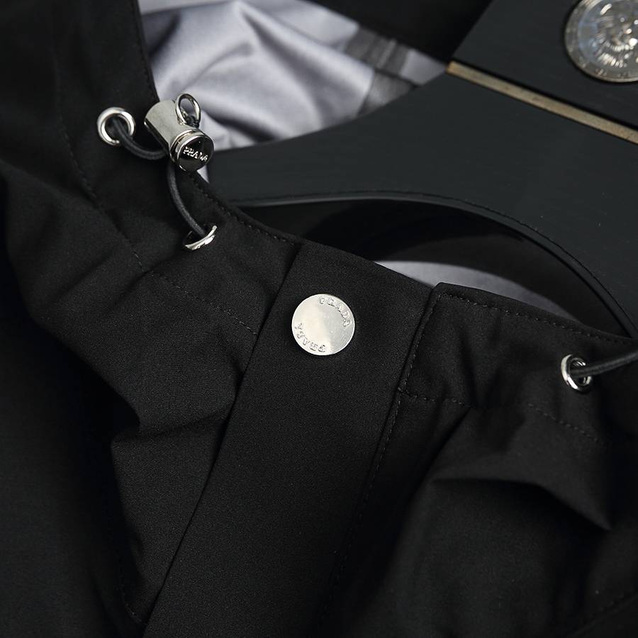 PRADA プラダ メンズ ブルゾン フーデッドジャケット ナイロン ロゴワッペン マウンテンパーカー ブラック M 3XLB2 3210 - 画像 12