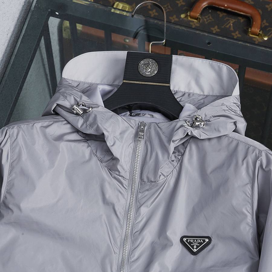 PRADA プラダ メンズ ジャケット ブルゾン ナイロン ロゴワッペン マウンテンパーカー 3XLB23210 グレー - 画像 8