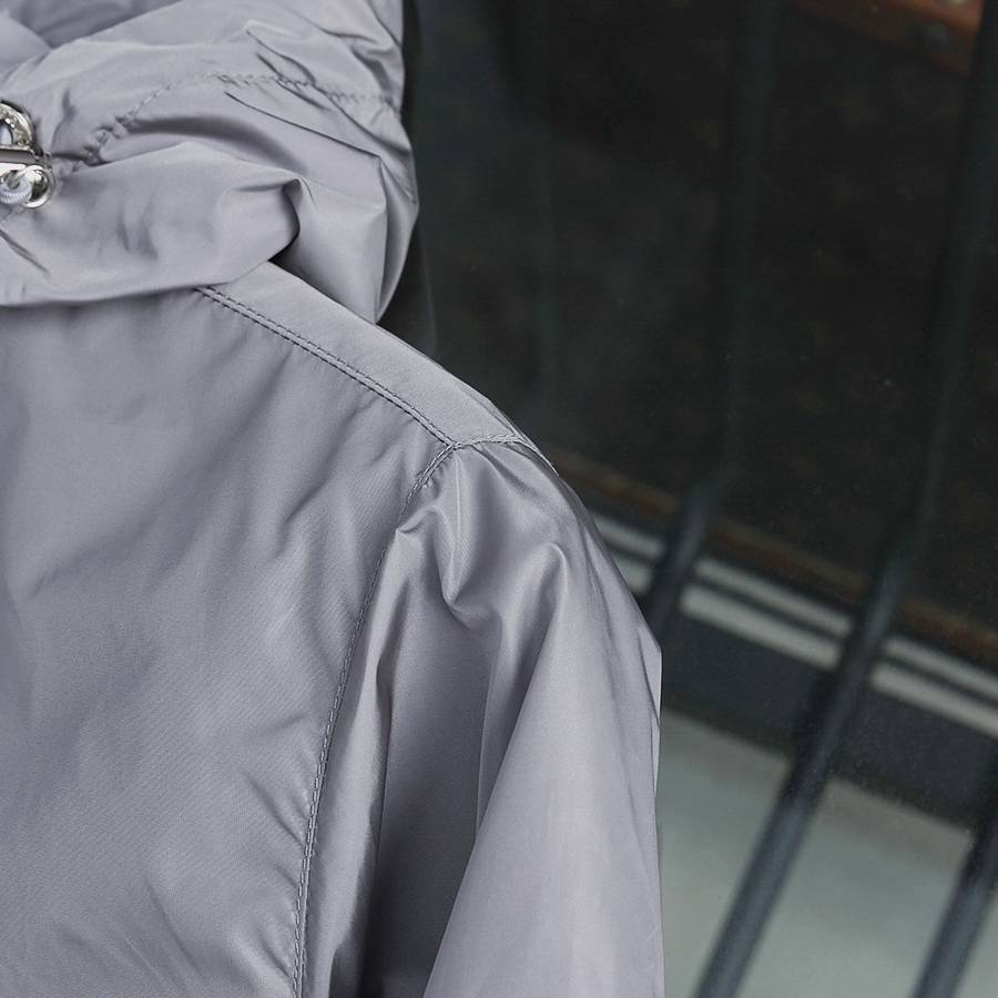 PRADA プラダ メンズ ジャケット ブルゾン ナイロン ロゴワッペン マウンテンパーカー 3XLB23210 グレー - 画像 13