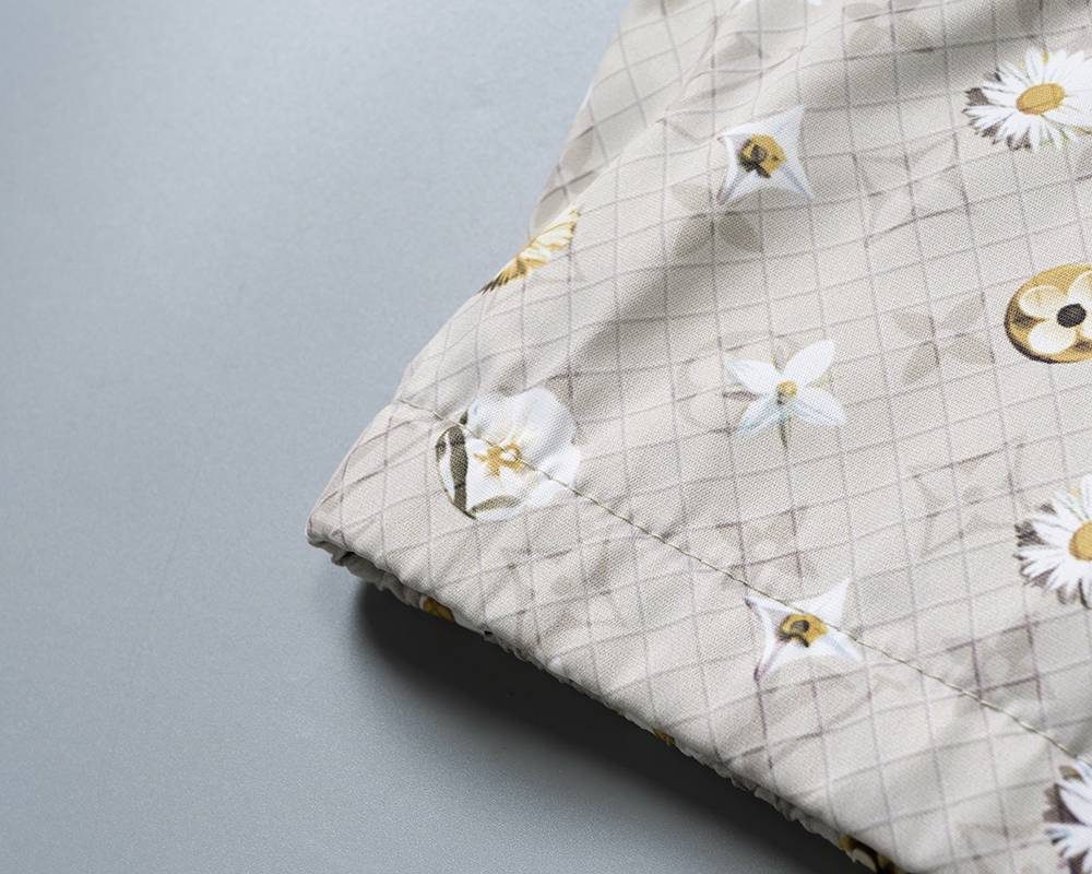 LOUIS VUITTON メンズ ジャケット ブルゾン ナイロン ロゴプリント フーデッドジャケット 秋冬 ブラック - 画像 5