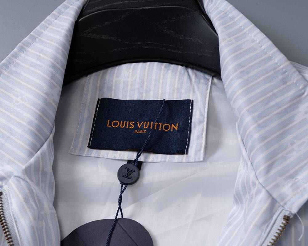 LOUIS VUITTON メンズ ジャケット スタンドカラージャケット ナイロン ロゴプリント ファッション性 ブルー M 3XL - 画像 4