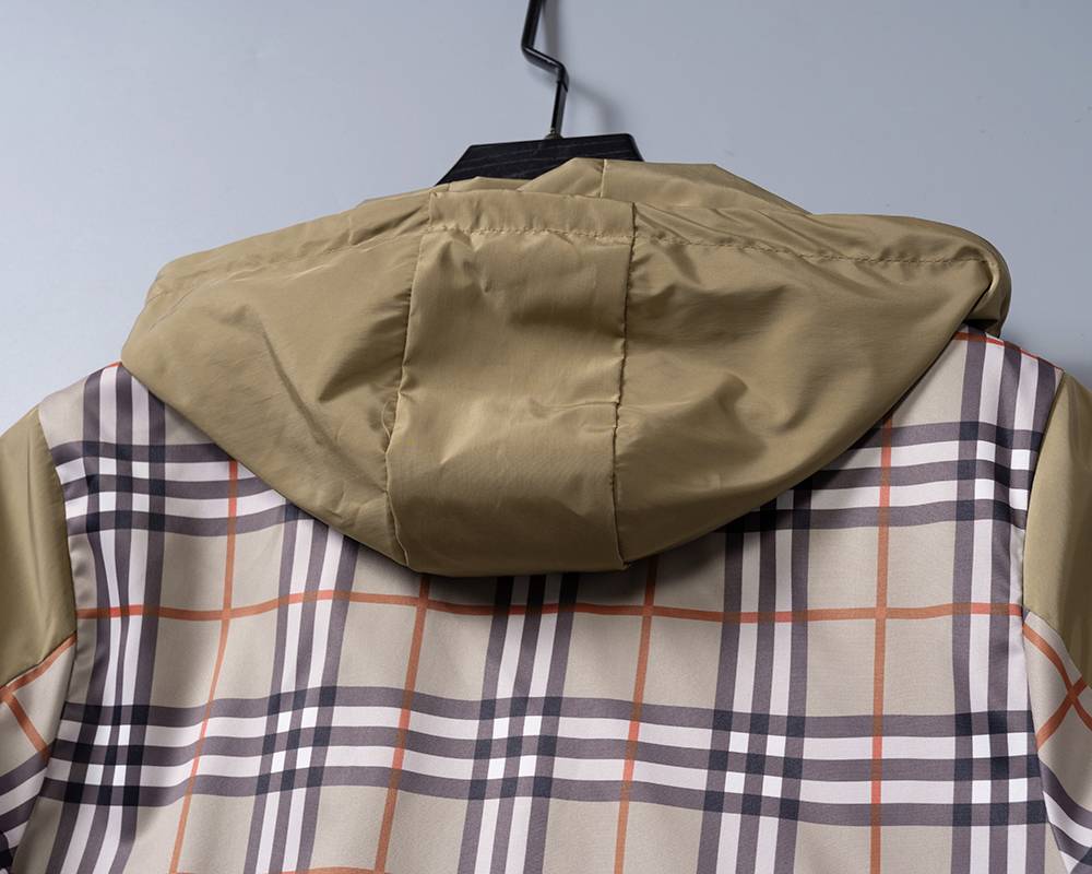 BURBERRY バーバリー メンズ ジャケット ブルゾン ナイロン キルティング マウンテンパーカー フーデッドジャケット ベージュ - 画像 11