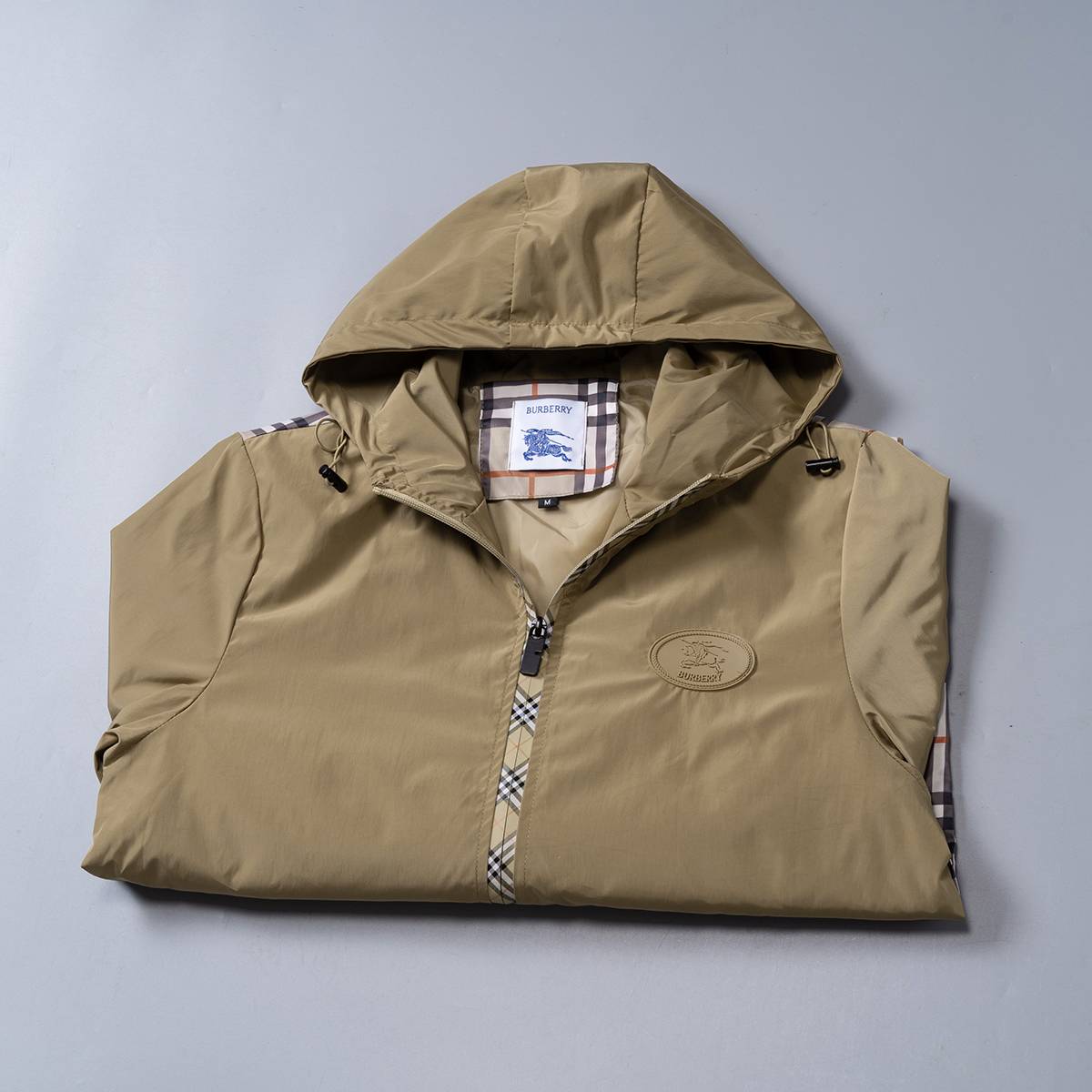BURBERRY バーバリー メンズ ジャケット ブルゾン ナイロン キルティング マウンテンパーカー フーデッドジャケット ベージュ - 画像 12