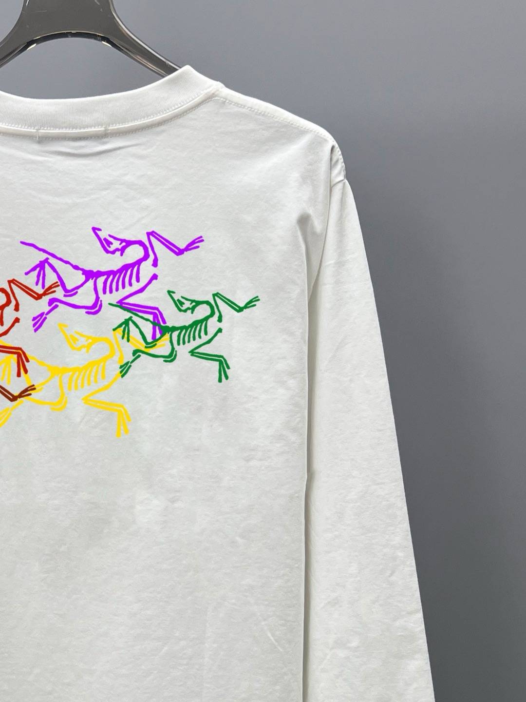 アークテリクス ARCTERYX メンズ クルーネックスウェット ロゴ刺繍 オーバーサイズ 秋冬 ホワイト ブラック - 画像 9