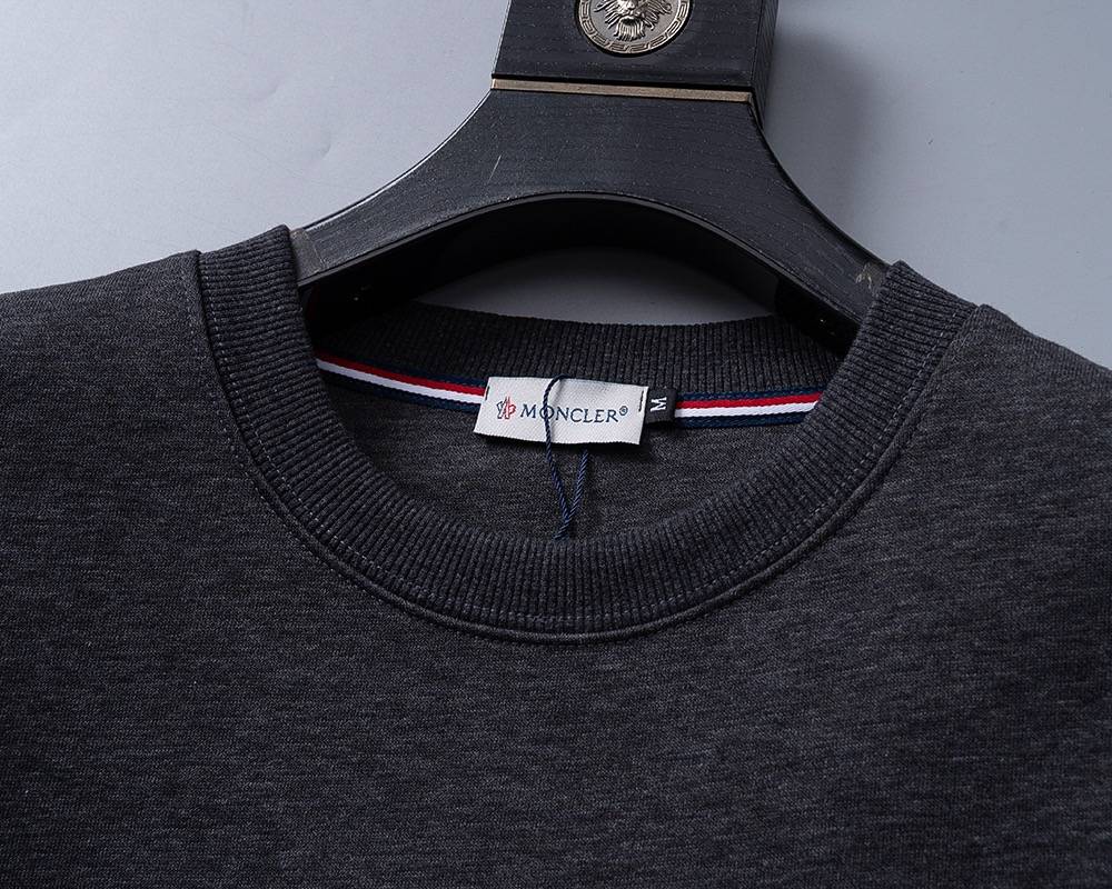 MONCLER モンクレール メンズ スウェット トレーナー ロゴプリント オーバーサイズ ブラック パープル - 画像 6