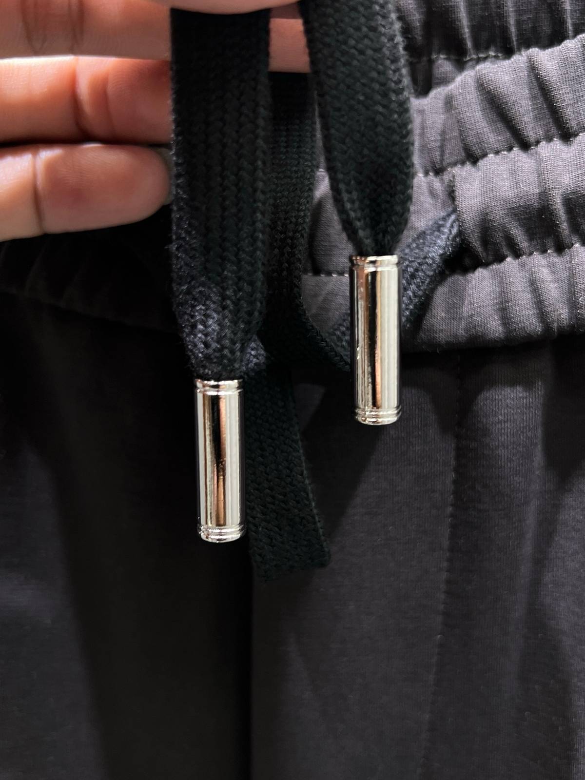 CHROME HEARTS クロムハーツ メンズ パンツ ジョガーパンツ サイドライン ロゴ刺繍 ロングコード メタルパーツ ブラック - 画像 6