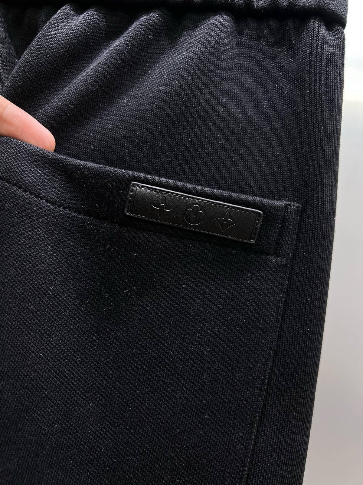 LOEWE ロエベ メンズ パンツ イージーパンツ ウエストゴム ロゴ刺繍 サイドライン メタルパーツ ブラック - 画像 3