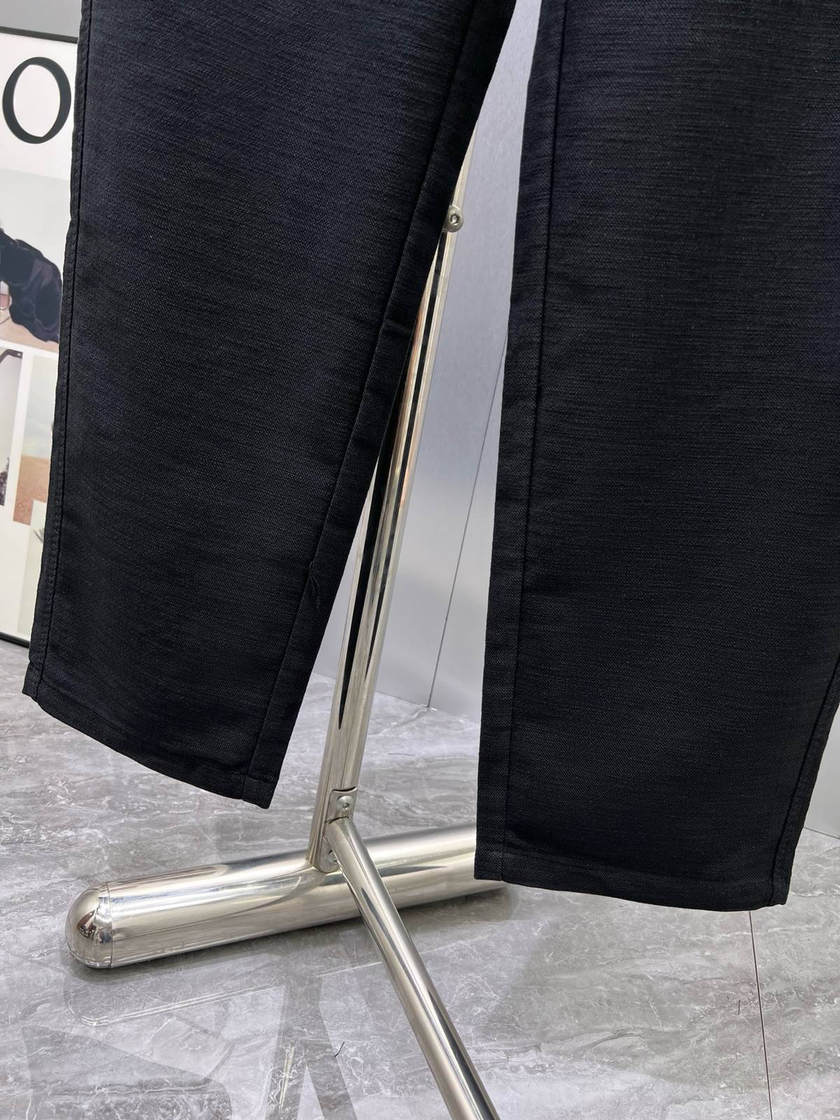LOEWE ロエベ メンズ パンツ イージーパンツ ワイドパンツ サイドライン ロゴ刺繍 ウエストゴム ブラック - 画像 5