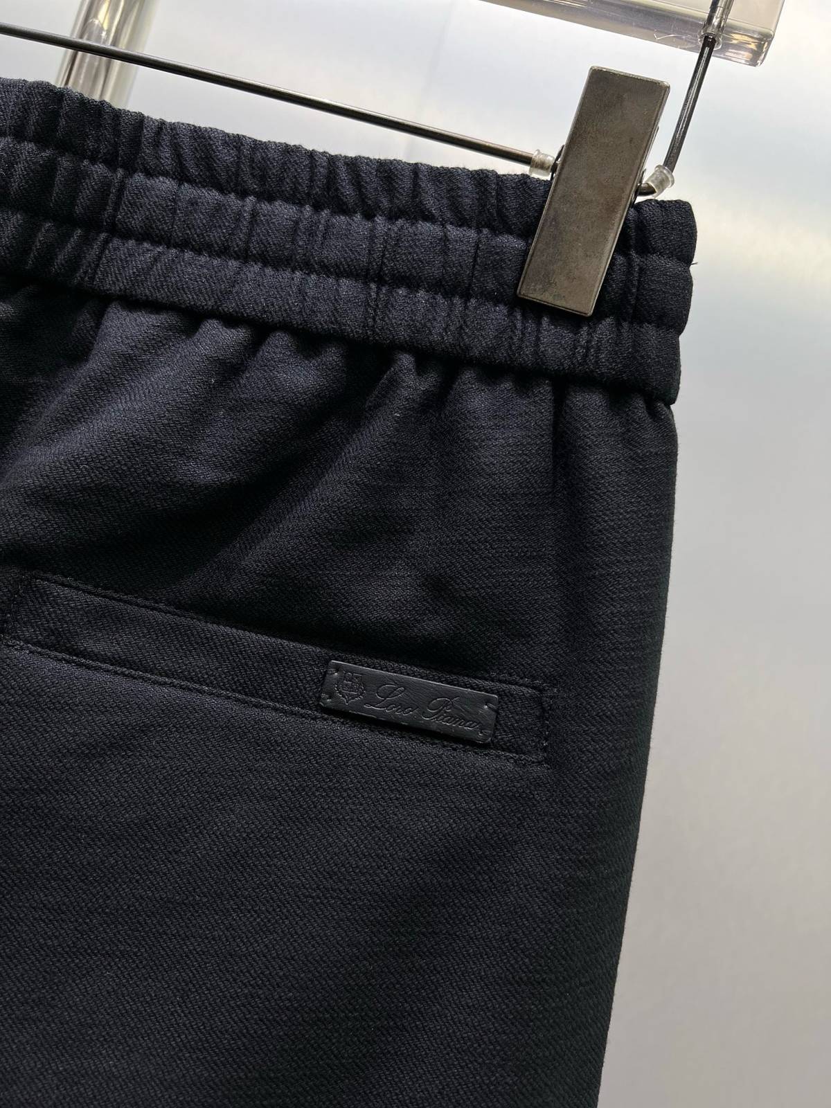 LOEWE ロエベ メンズ パンツ イージーパンツ ワイドパンツ サイドライン ロゴ刺繍 ウエストゴム ブラック - 画像 6