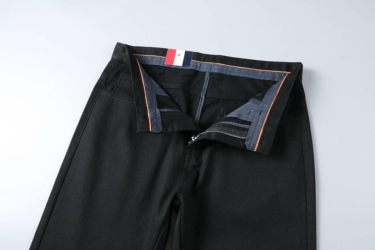 PRADA メンズ パンツ ストレートパンツ ロゴ刺繍 サイドライン メタルパーツ ブラック - 画像 5