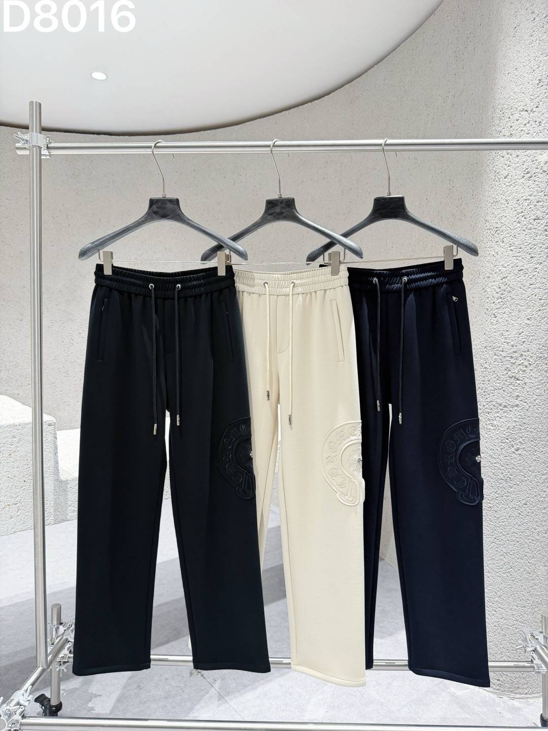 CHROME HEARTS クロムハーツ メンズ パンツ ジョガーパンツ サイドライン ロゴ刺繍 オールシーズン ブラック - 画像 7