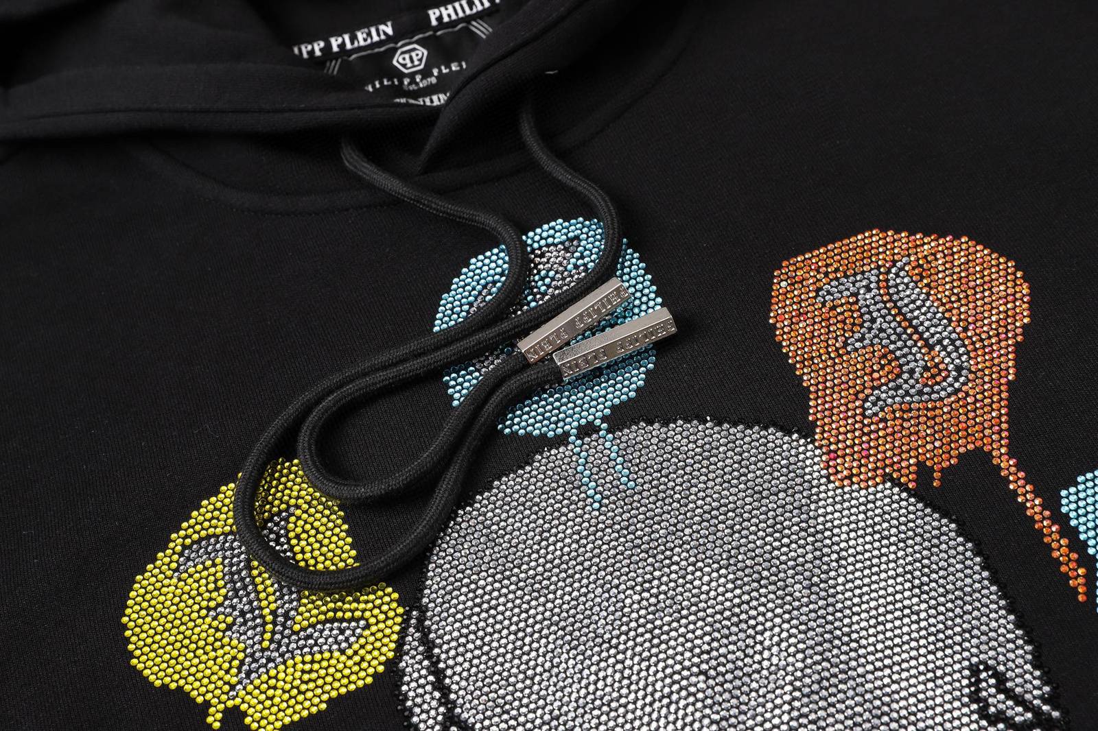 PHILIPP PLEIN フィリッププリーン メンズ パーカー プルオーバー フードの立ち上がりが美しい立体フード ロゴプリント ブラック - 画像 7