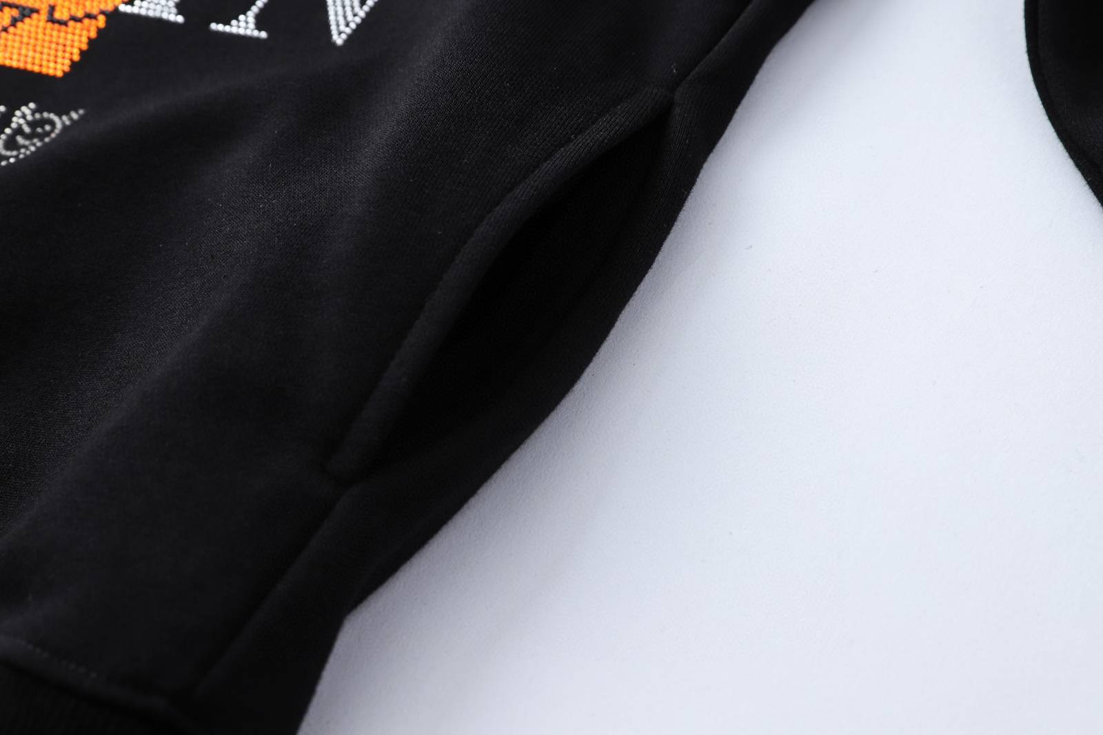 PHILIPP PLEIN フィリッププレイン メンズ パーカー プルオーバーパーカー フロントロゴ サークルロゴ ロゴ刺繍 ドローコード ヘビーウェイト ブラ - 画像 3