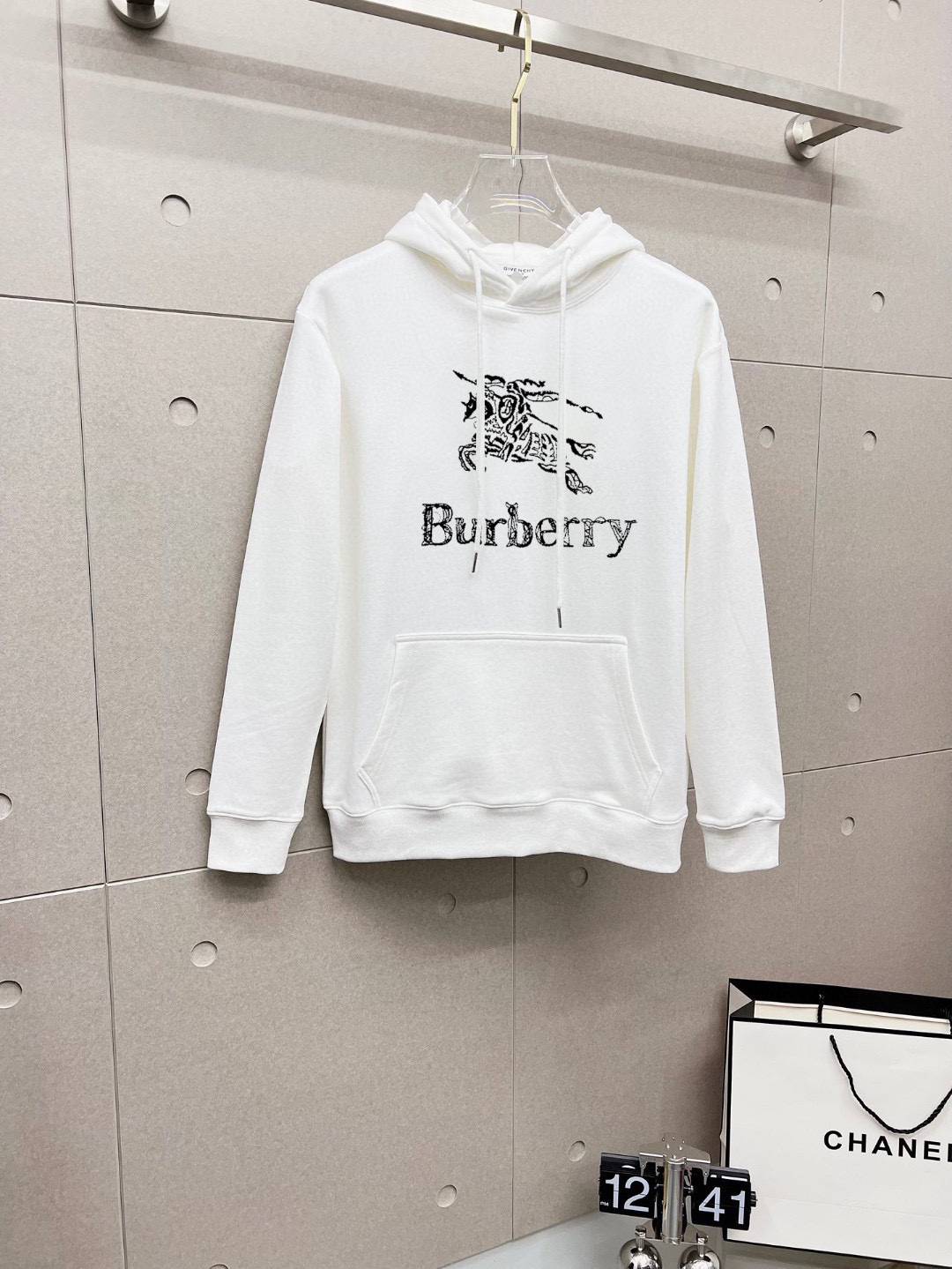 BURBERRY バーバリー メンズ パーカー プルオーバー ロゴ刺繍 フード オーバーサイズ ストリート ブラック - 画像 9