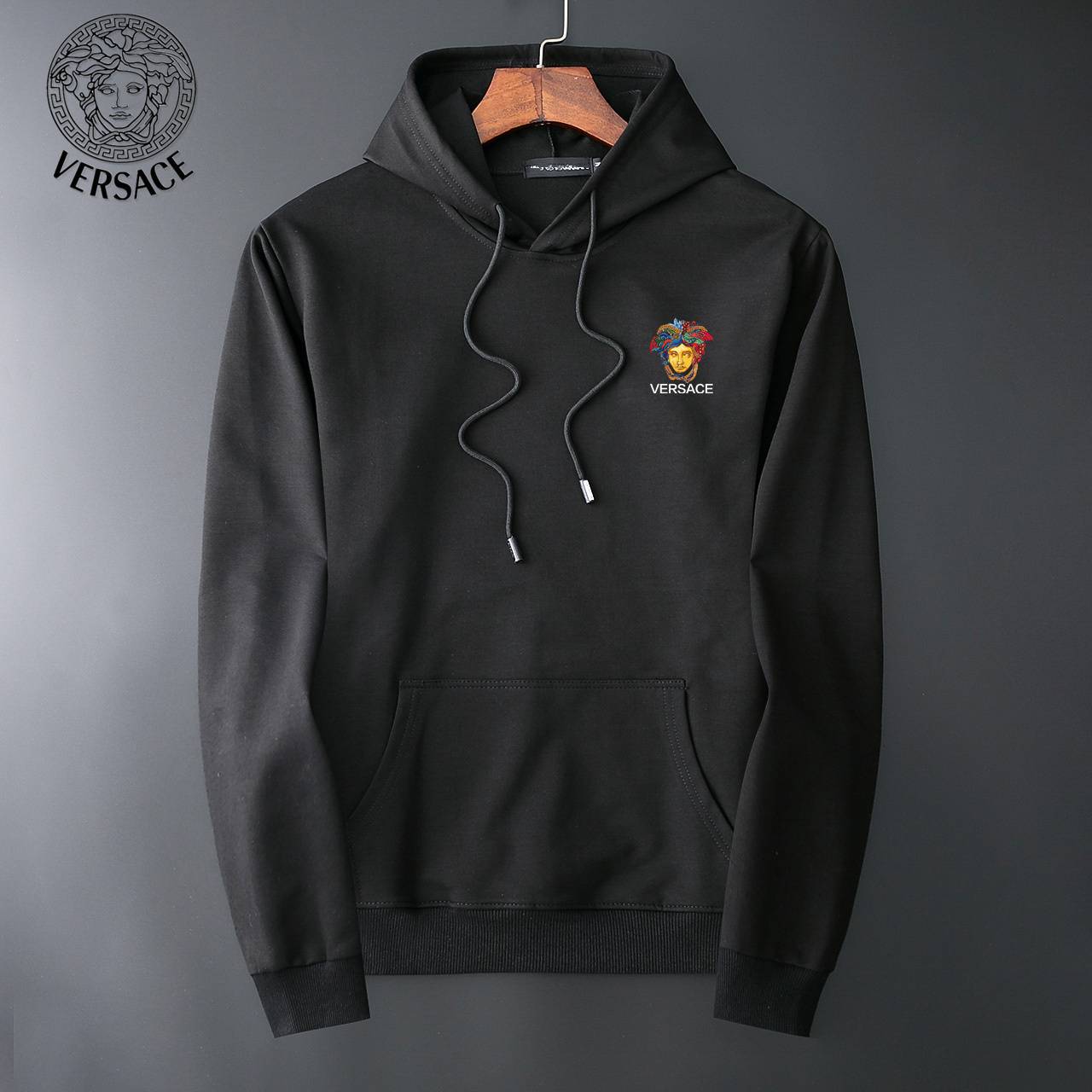 VERSACE ヴェルサーチ メンズ パーカー プルオーバーパーカー ロゴプリント オーバーサイズ ストリート メンズ フロントロゴ ヨーロッパスタイル ブラッ - 画像 12