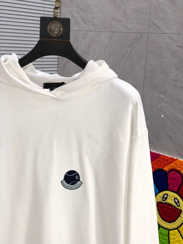 MONCLER モンクレール メンズ パーカー プルオーバー フードの立ち上がりが美しい ロゴプリント オーバーサイズ ホワイト - 画像 8