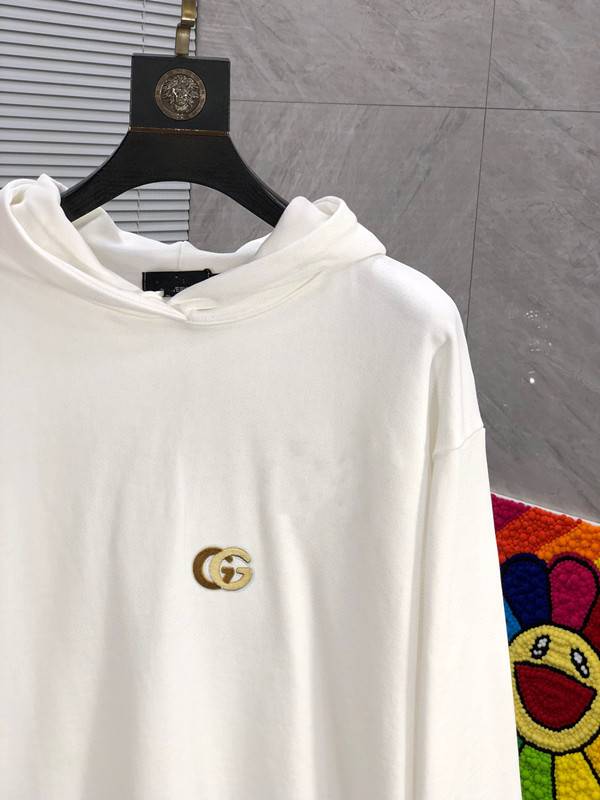 GUCCI グッチ メンズ パーカー プルオーバー フード付き ロゴプリント フロントロゴ オーバーサイズ オートミール - 画像 8