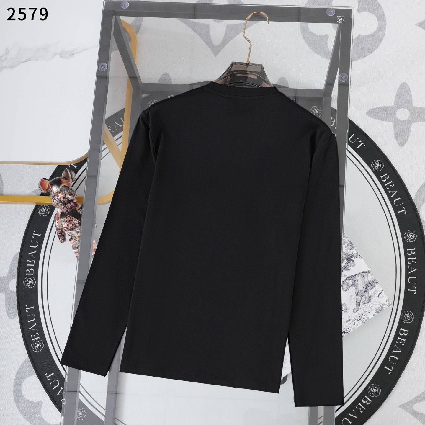 MONCLER モンクレール メンズ ロンT 長袖Tシャツ クルーネック 袖リブ ロゴプリント オーバーサイズ ブラック - 画像 3