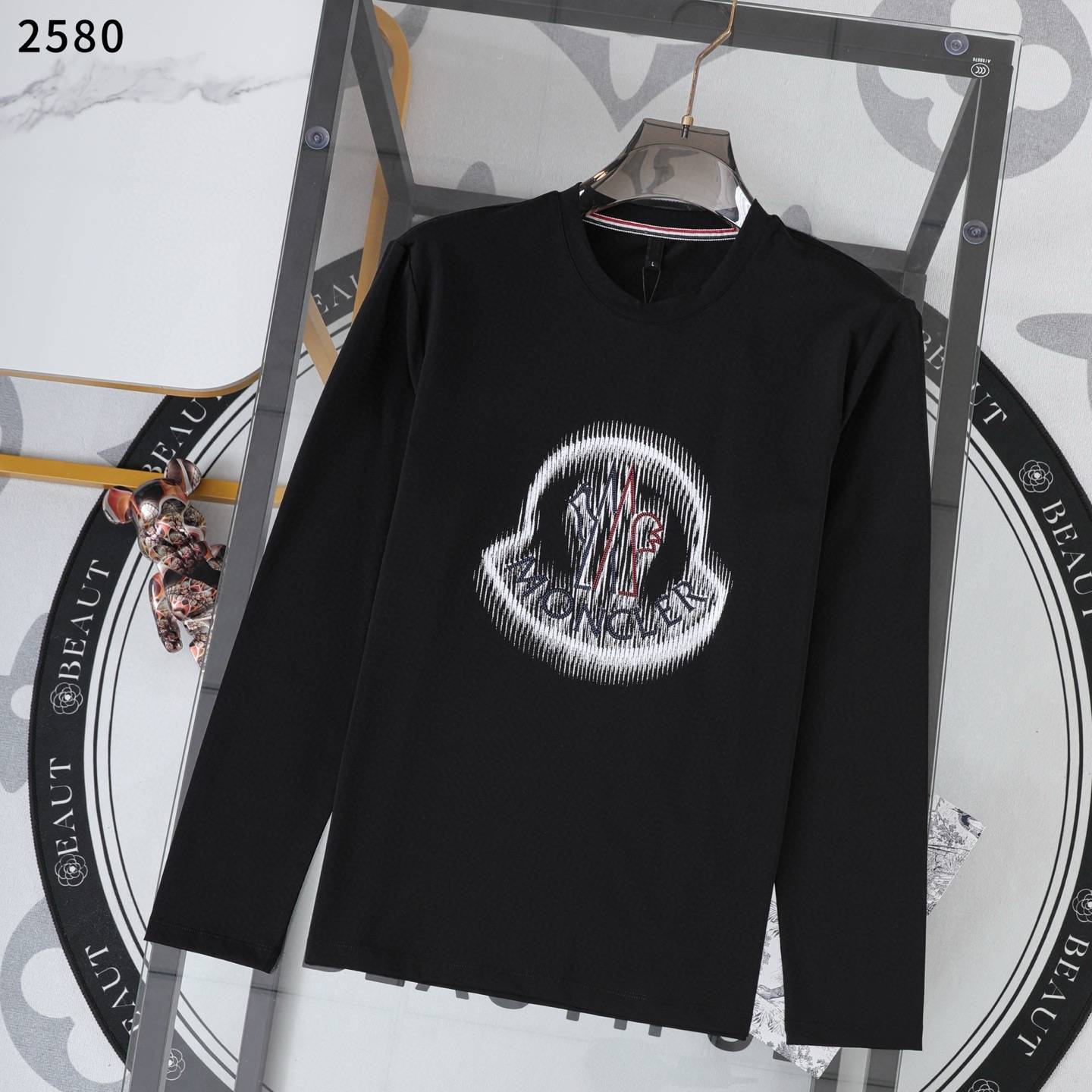 MONCLER モンクレール メンズ ロンT 長袖Tシャツ クルーネック 袖リブ サークルロゴ ロゴプリント オーバーサイズ ブラック ホワイト ネイビー
