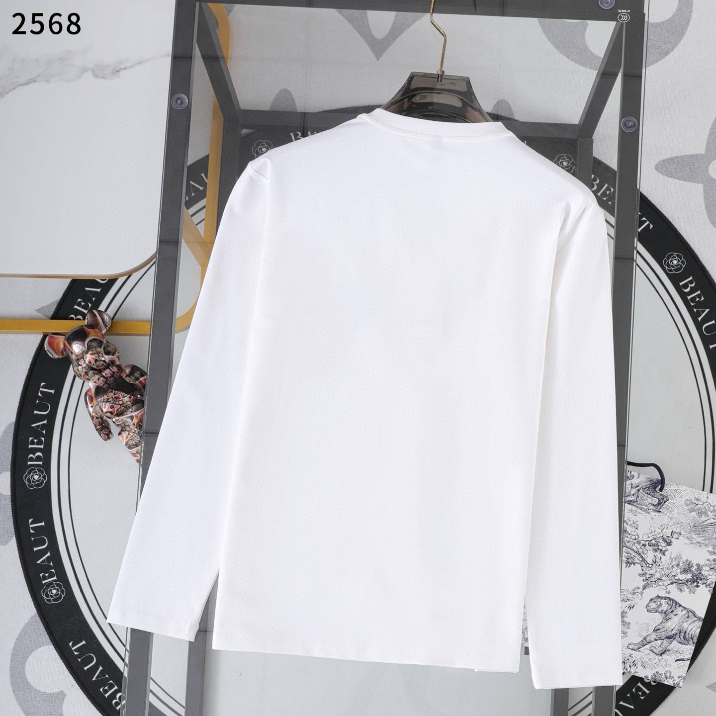 MONCLER モンクレール メンズ ロンT 長袖Tシャツ クルーネック 袖リブ サークルロゴ ロゴプリント オーバーサイズ ブラック ホワイト ネイビー - 画像 3