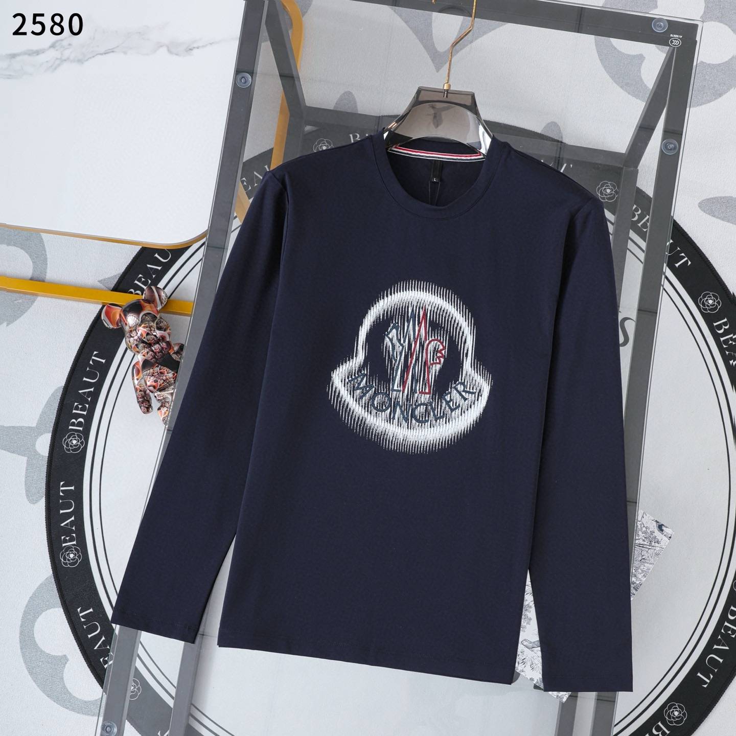 MONCLER モンクレール メンズ ロンT 長袖Tシャツ クルーネック 袖リブ サークルロゴ ロゴプリント オーバーサイズ ブラック ホワイト ネイビー - 画像 6