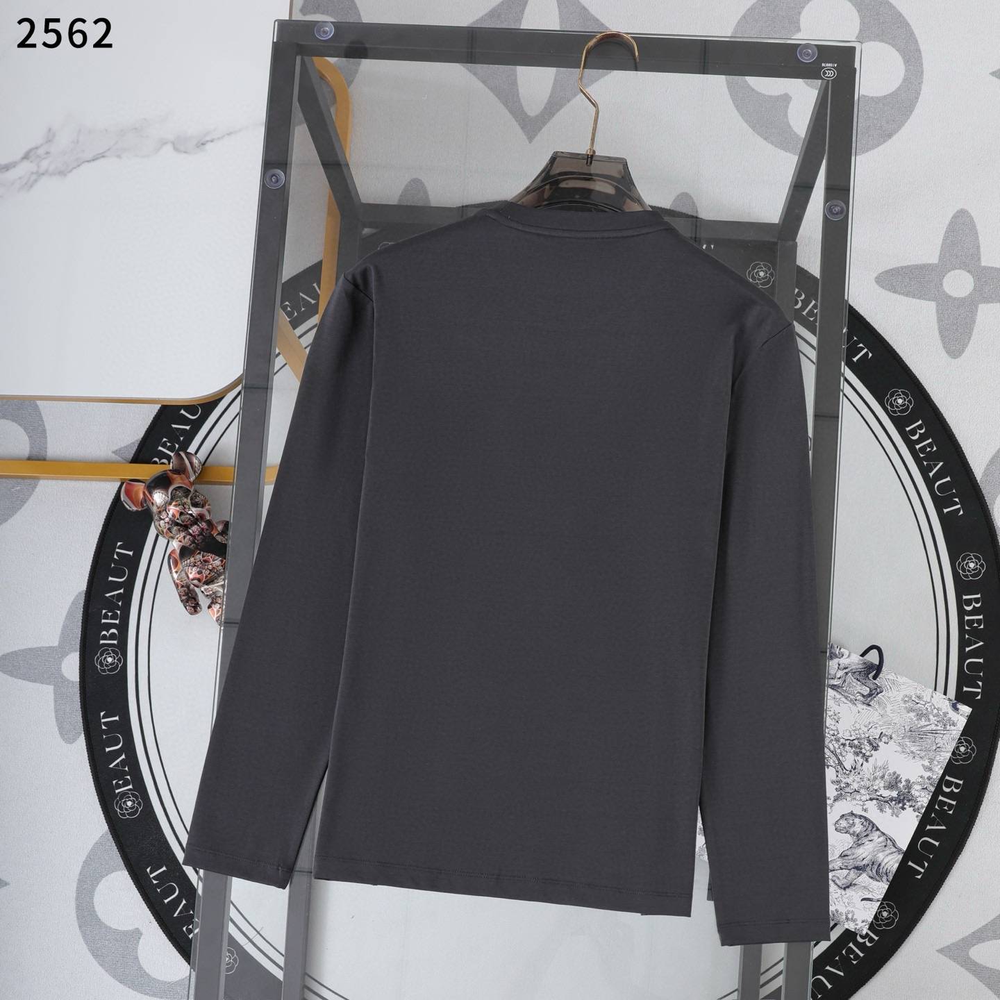 PRADA メンズ ロンT 長袖Tシャツ クルーネック 袖リブ ロゴプリント オーバーサイズ ブラック - 画像 3