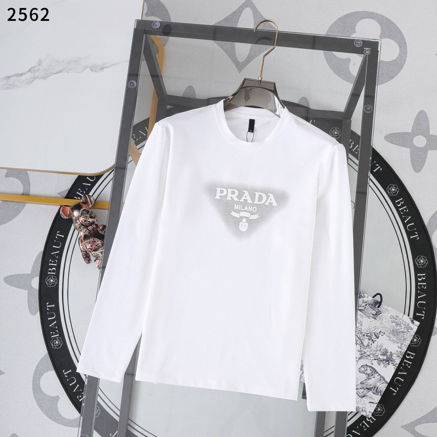 PRADA メンズ ロンT 長袖Tシャツ クルーネック 袖リブ ロゴプリント オーバーサイズ ブラック - 画像 6