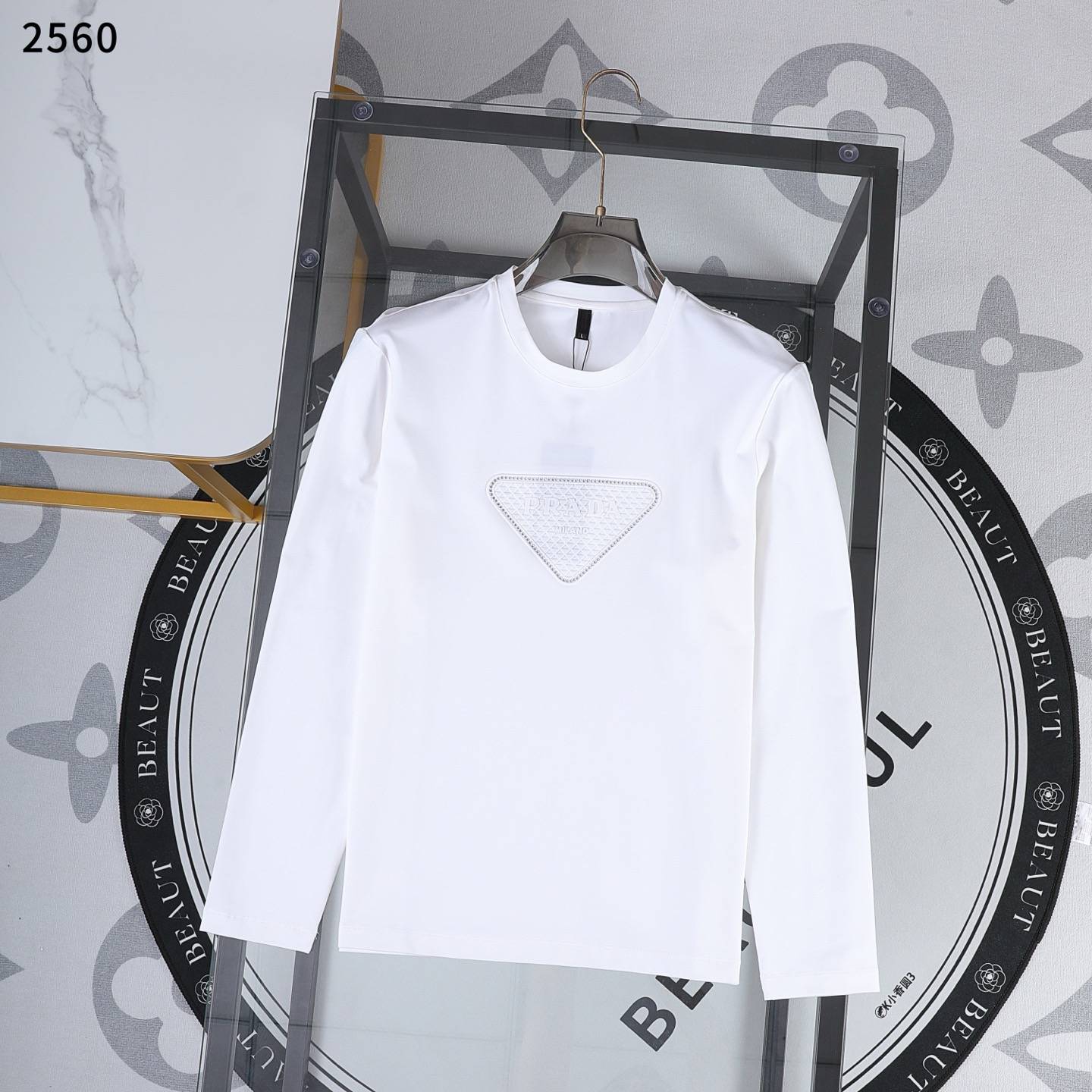 PRADA プラダ メンズ ロンT 長袖Tシャツ クルーネック 袖リブ サークルロゴ ロゴプリント オーバーサイズ ブラック ホワイト